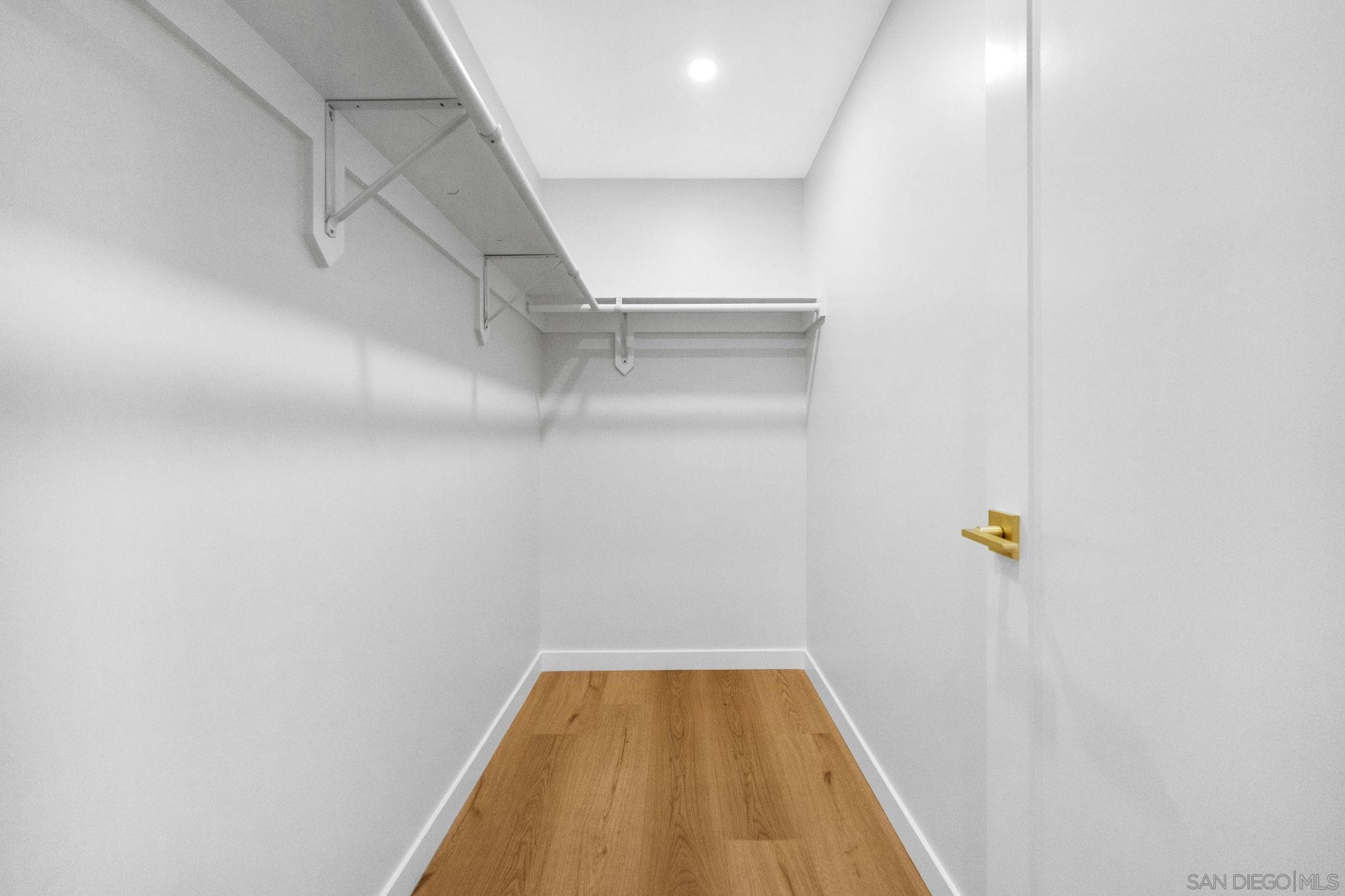 Detail Gallery Image 18 of 27 For 3728  Cherokee Ave, San Diego,  CA 92104 - 4 Beds | 2 Baths