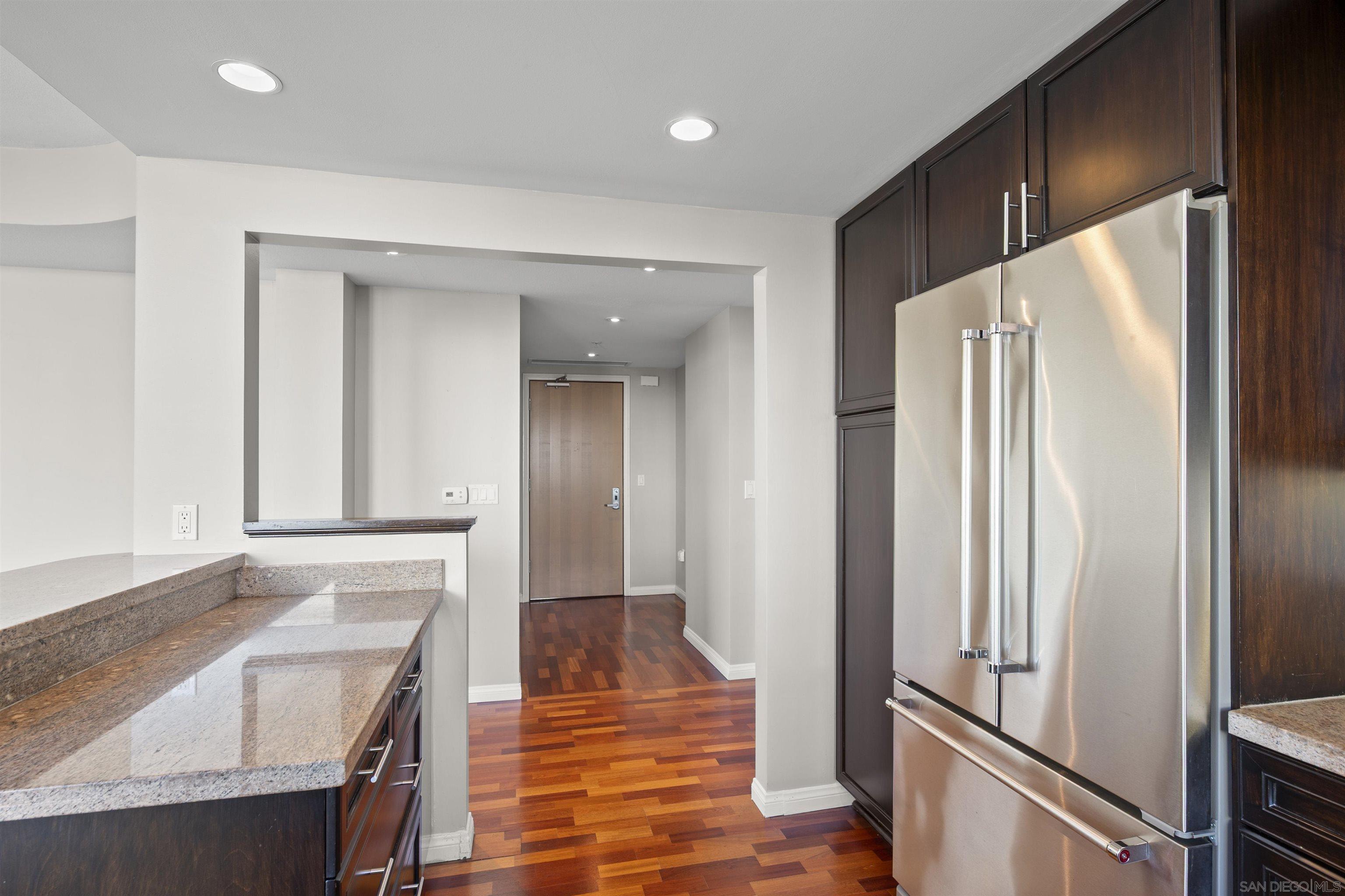 Detail Gallery Image 15 of 49 For 510  1st Ave  #302,  San Diego,  CA 92101 - 2 Beds | 2 Baths