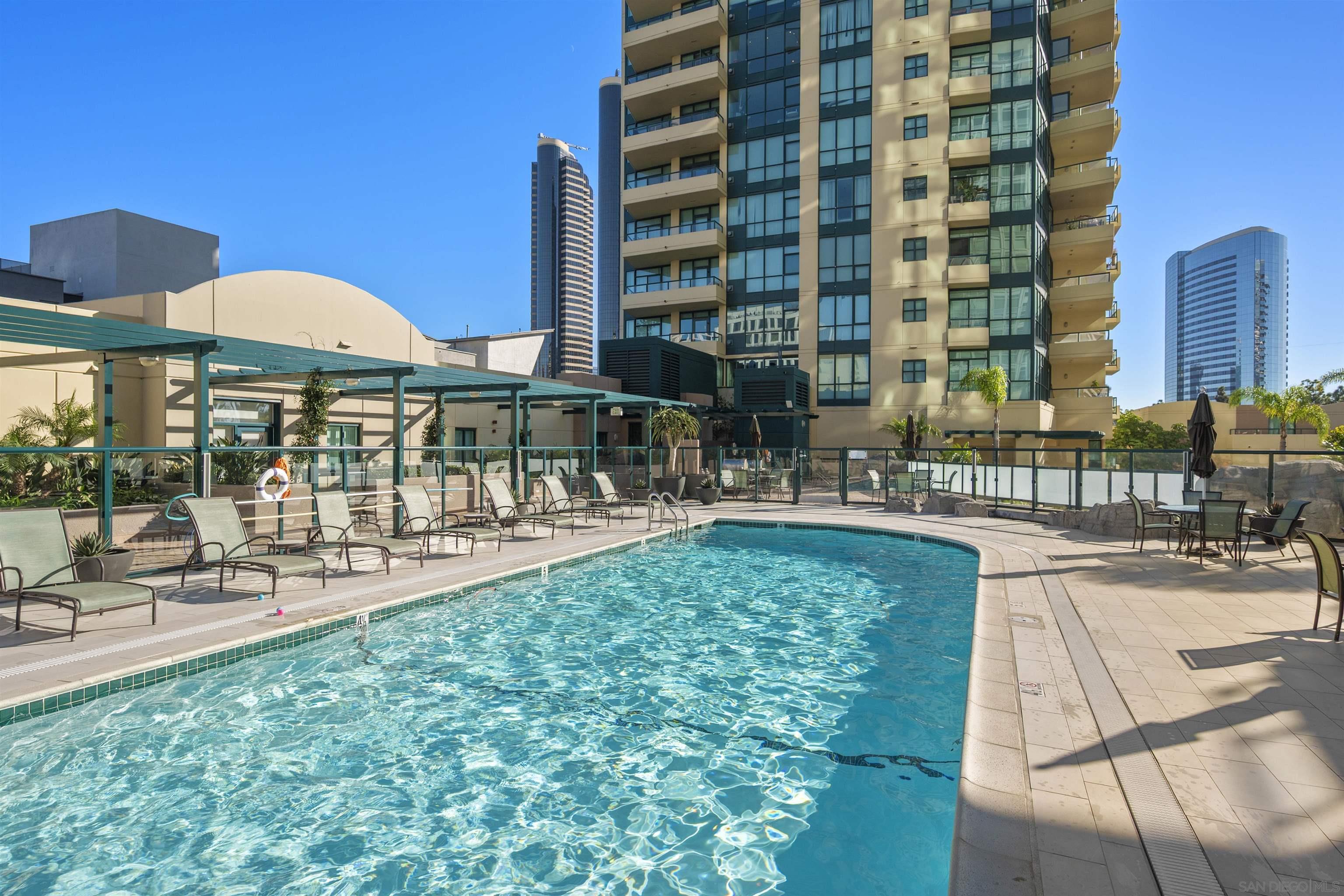 Detail Gallery Image 38 of 49 For 510  1st Ave  #302,  San Diego,  CA 92101 - 2 Beds | 2 Baths