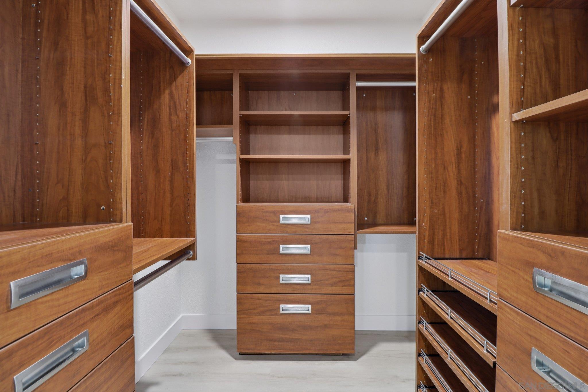 Detail Gallery Image 16 of 24 For 4930  Longford St, San Diego,  CA 92117 - 3 Beds | 2 Baths