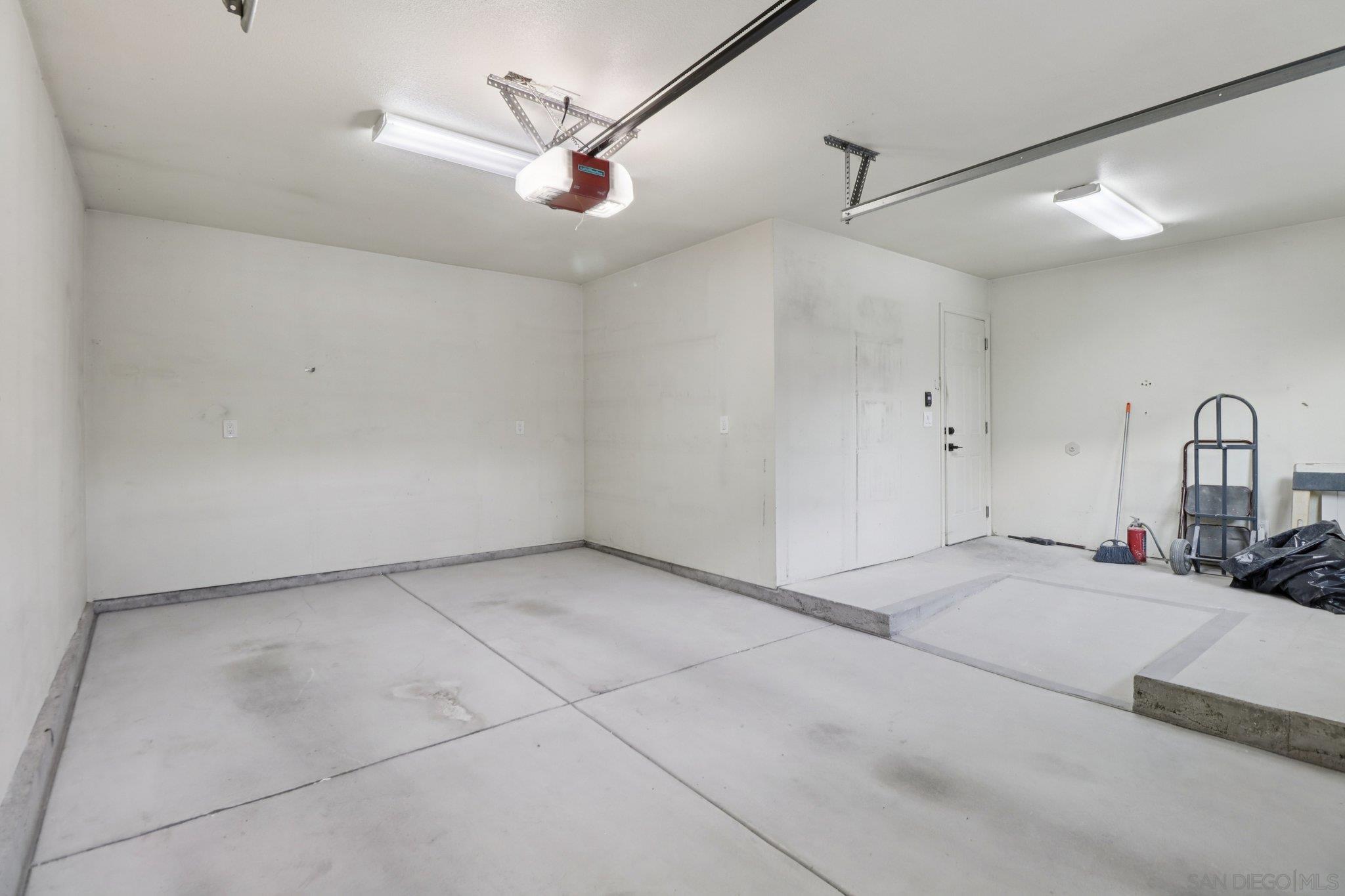 Detail Gallery Image 22 of 24 For 4930  Longford St, San Diego,  CA 92117 - 3 Beds | 2 Baths