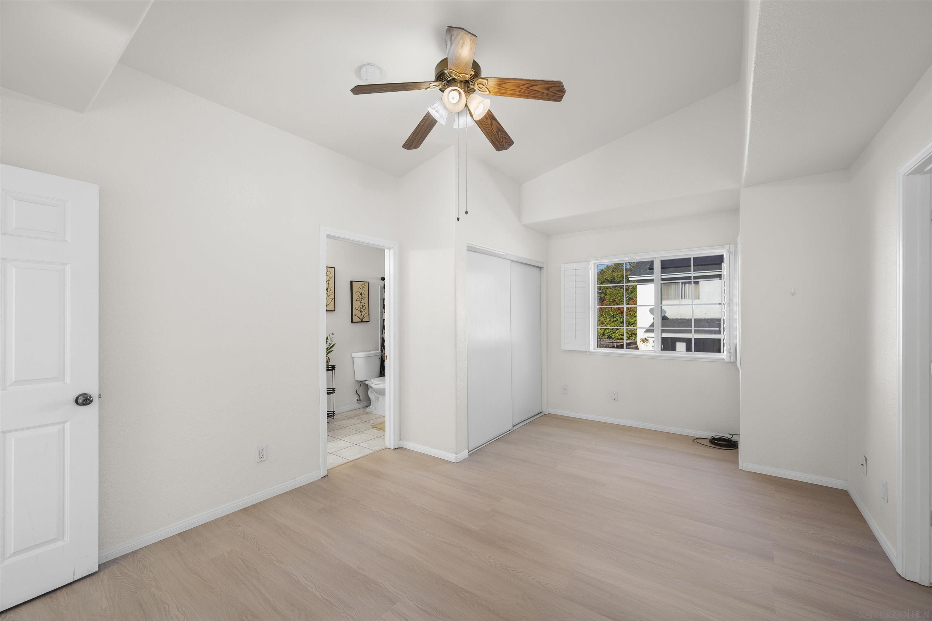 Detail Gallery Image 21 of 41 For 7944  Tinaja Ln, San Diego,  CA 92139 - 4 Beds | 2/1 Baths