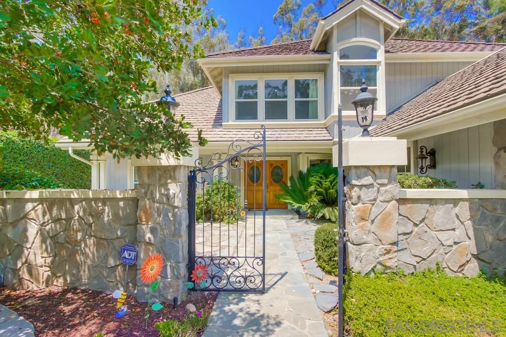 Detail Gallery Image 2 of 55 For 10494  Livewood Way, San Diego,  CA 92131 - 5 Beds | 3 Baths