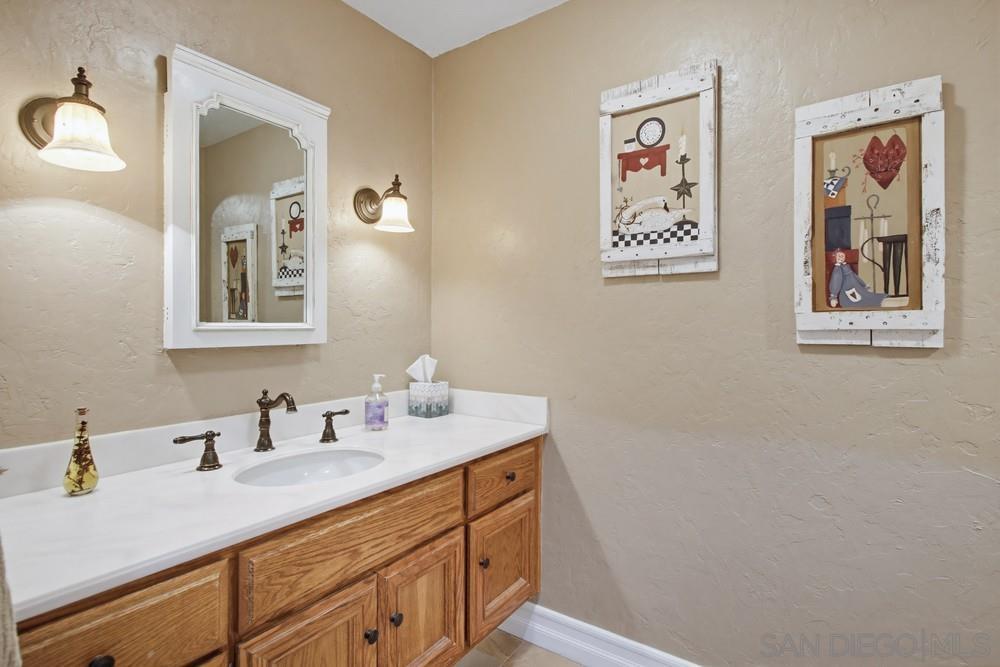 Detail Gallery Image 20 of 55 For 10494  Livewood Way, San Diego,  CA 92131 - 5 Beds | 3 Baths