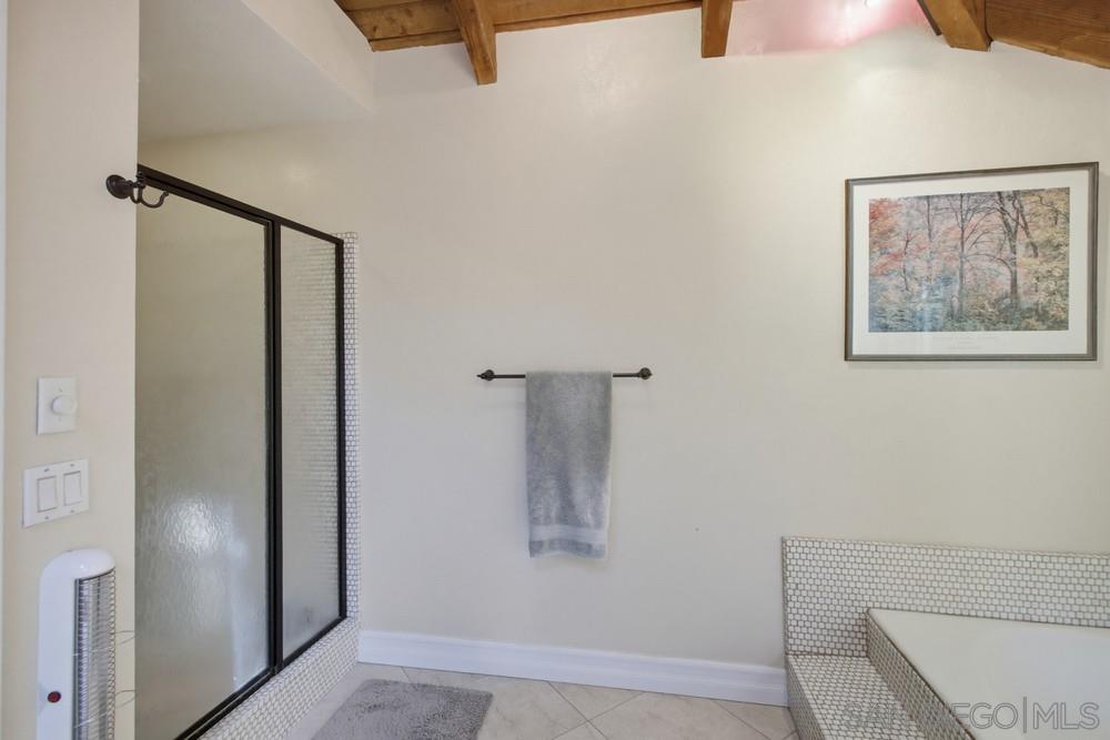 Detail Gallery Image 42 of 55 For 10494  Livewood Way, San Diego,  CA 92131 - 5 Beds | 3 Baths