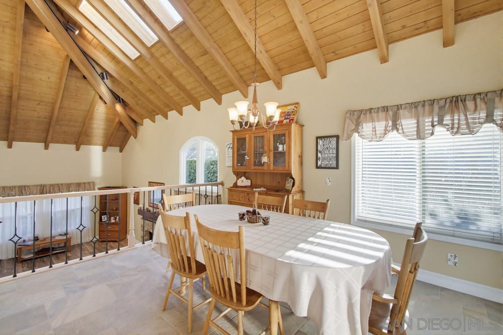 Detail Gallery Image 10 of 55 For 10494  Livewood Way, San Diego,  CA 92131 - 5 Beds | 3 Baths