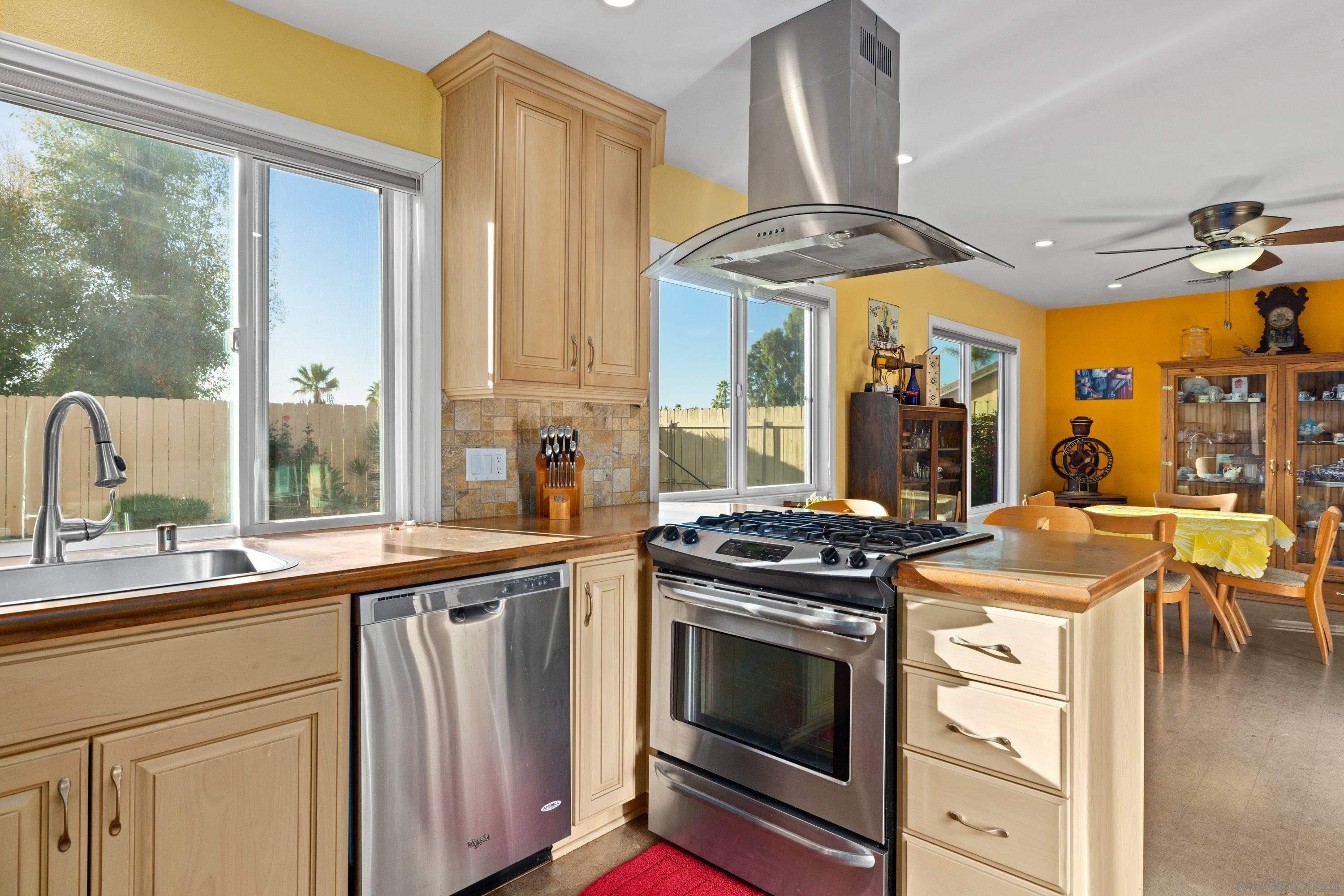 Detail Gallery Image 16 of 61 For 9464  Telkaif St, Lakeside,  CA 92040 - 4 Beds | 2/1 Baths