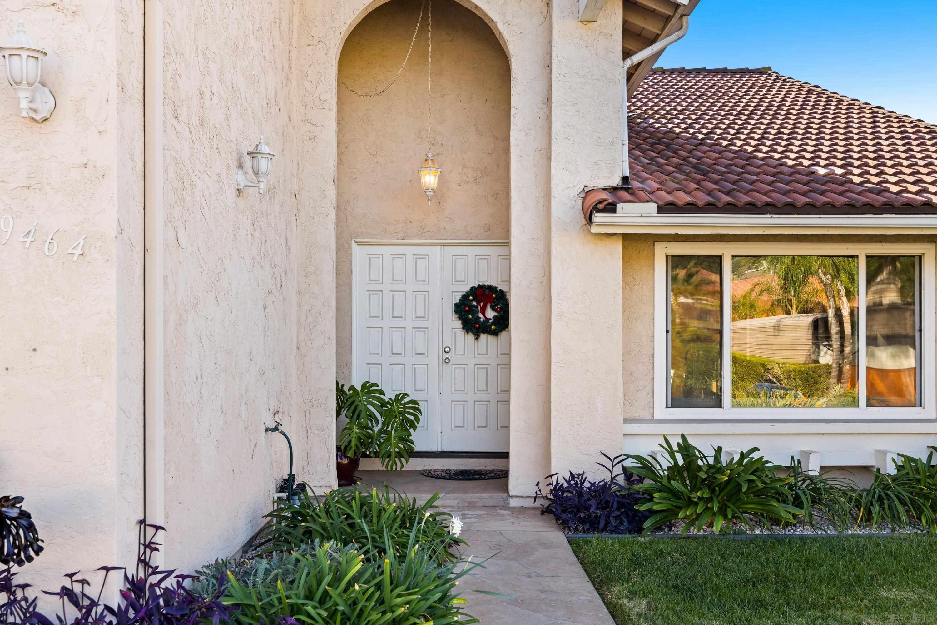 Detail Gallery Image 5 of 61 For 9464  Telkaif St, Lakeside,  CA 92040 - 4 Beds | 2/1 Baths