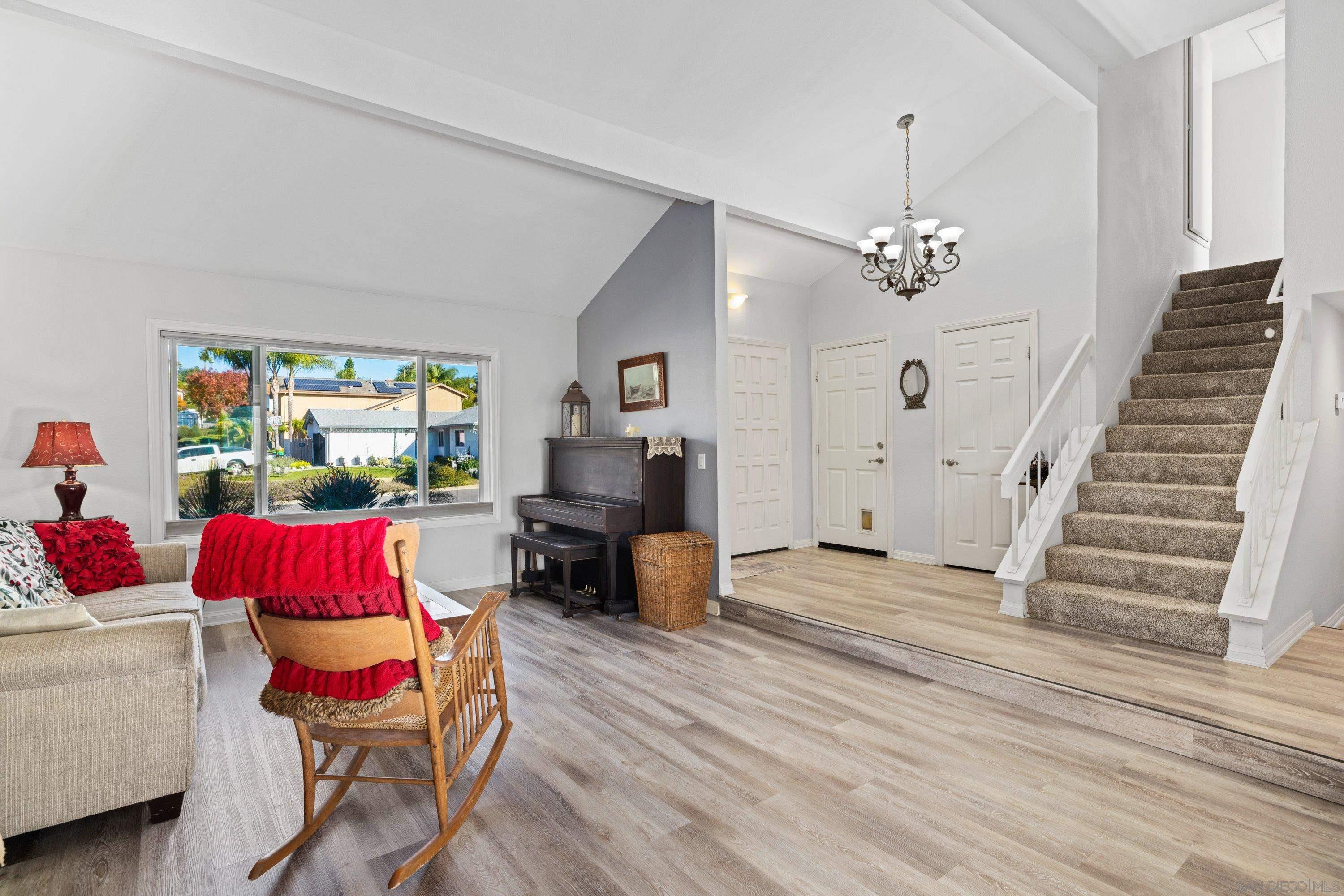 Detail Gallery Image 9 of 61 For 9464  Telkaif St, Lakeside,  CA 92040 - 4 Beds | 2/1 Baths