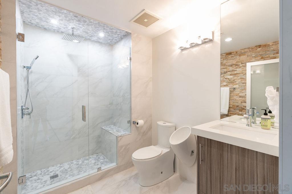 Detail Gallery Image 16 of 28 For 575  6th Ave  1603, San Diego,  CA 92101 - 2 Beds | 2 Baths