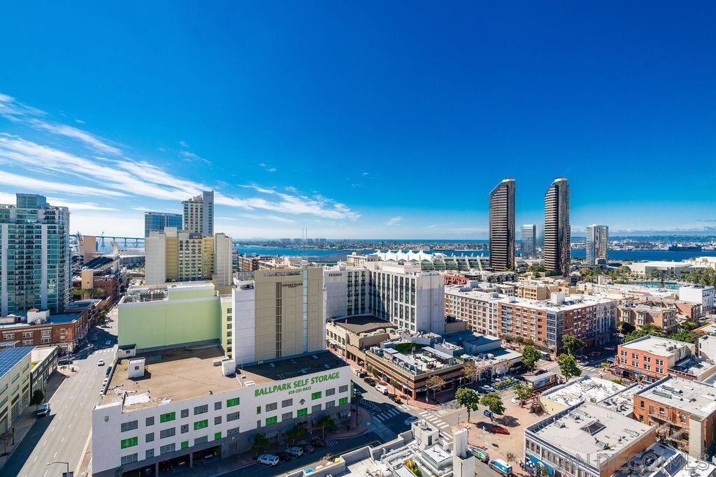 Detail Gallery Image 3 of 28 For 575  6th Ave  1603, San Diego,  CA 92101 - 2 Beds | 2 Baths