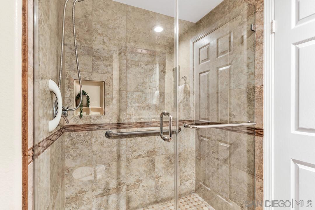 Detail Gallery Image 31 of 68 For 1198  Hanover Pl, Alpine,  CA 91901 - 4 Beds | 3 Baths