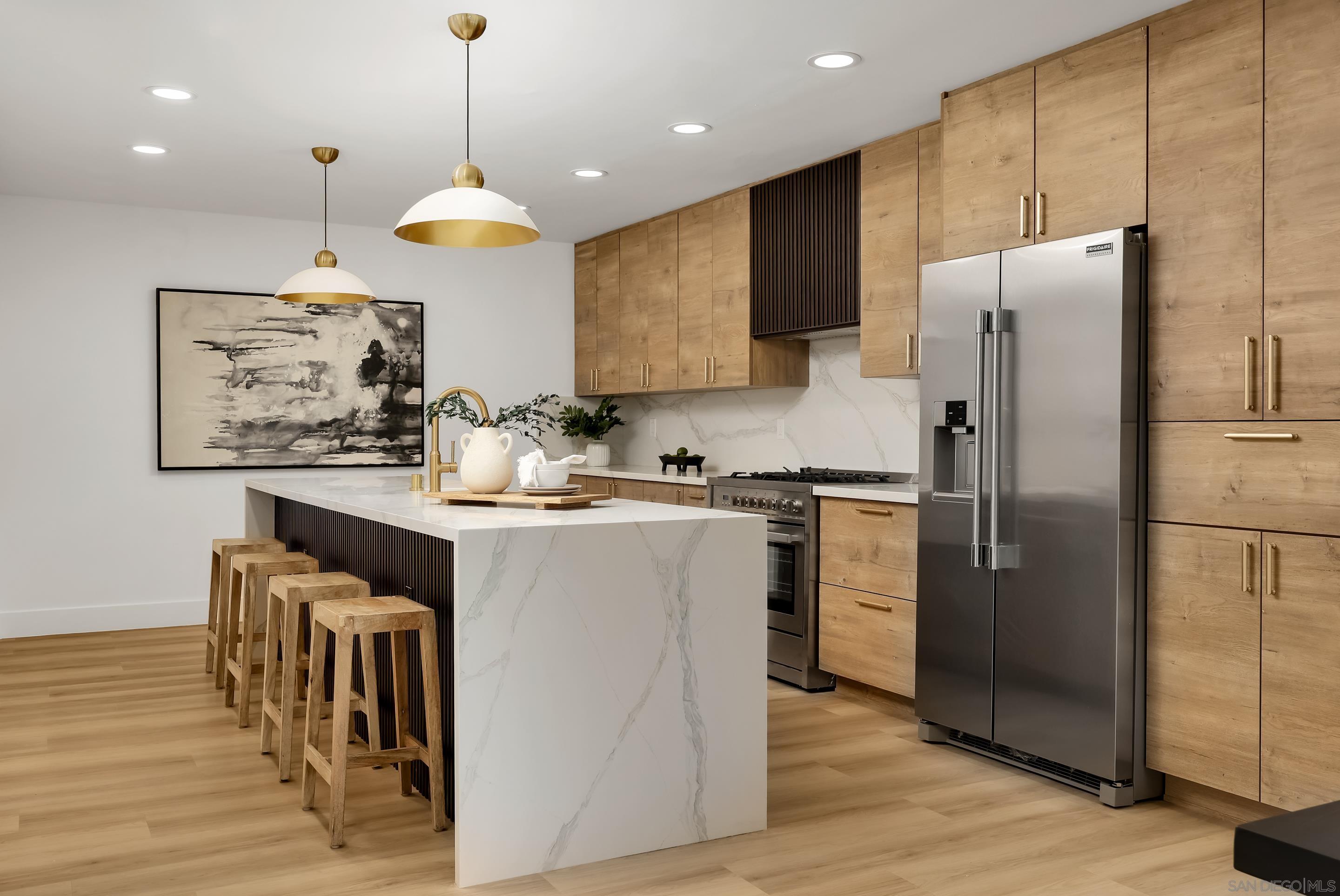 Detail Gallery Image 17 of 55 For 5848  Antigua Blvd, San Diego,  CA 92124 - 4 Beds | 2/1 Baths