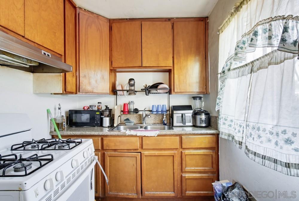 Detail Gallery Image 7 of 13 For 3483-85  Newton Ave, San Diego,  CA 92113 - – Beds | – Baths