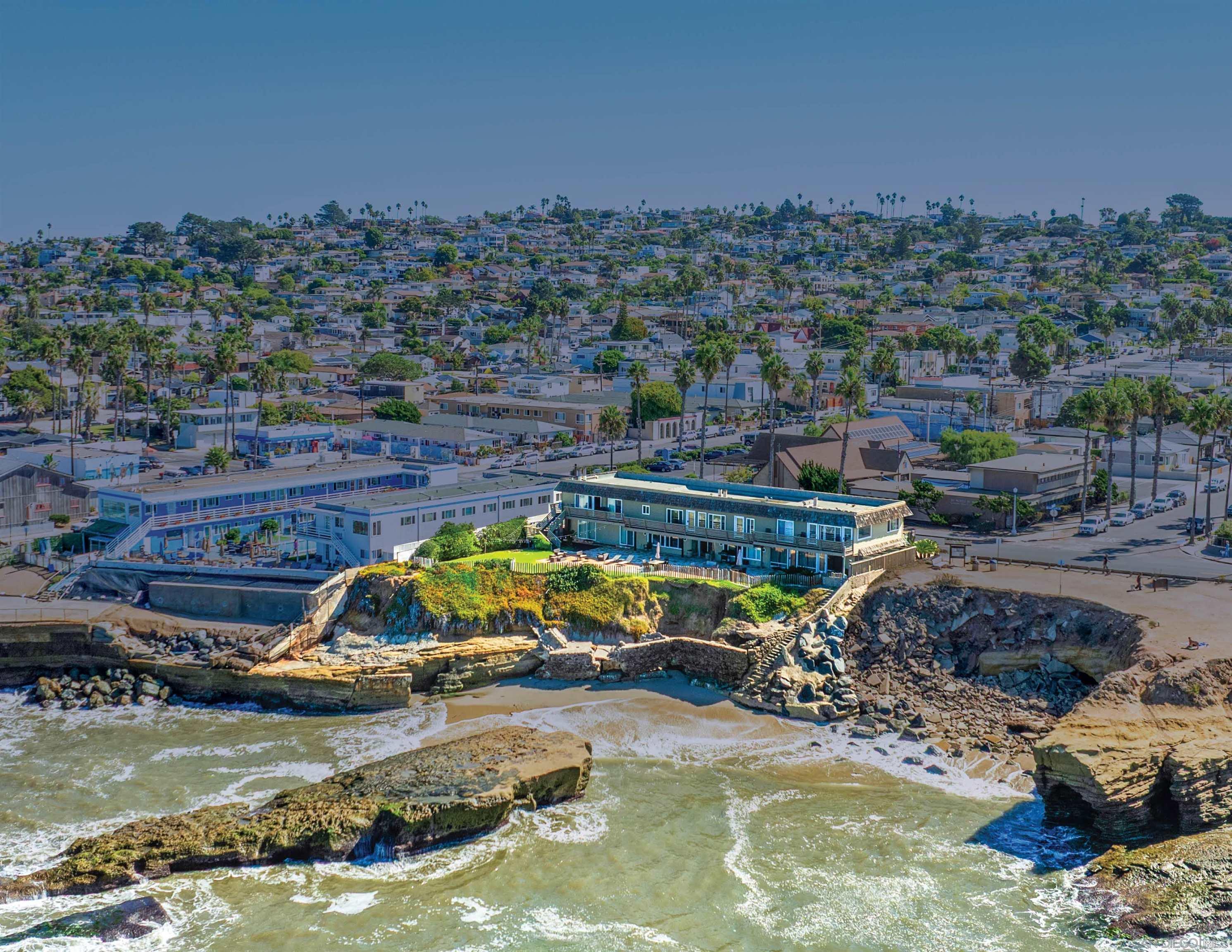 Front Image Thumbnail for SD250045610