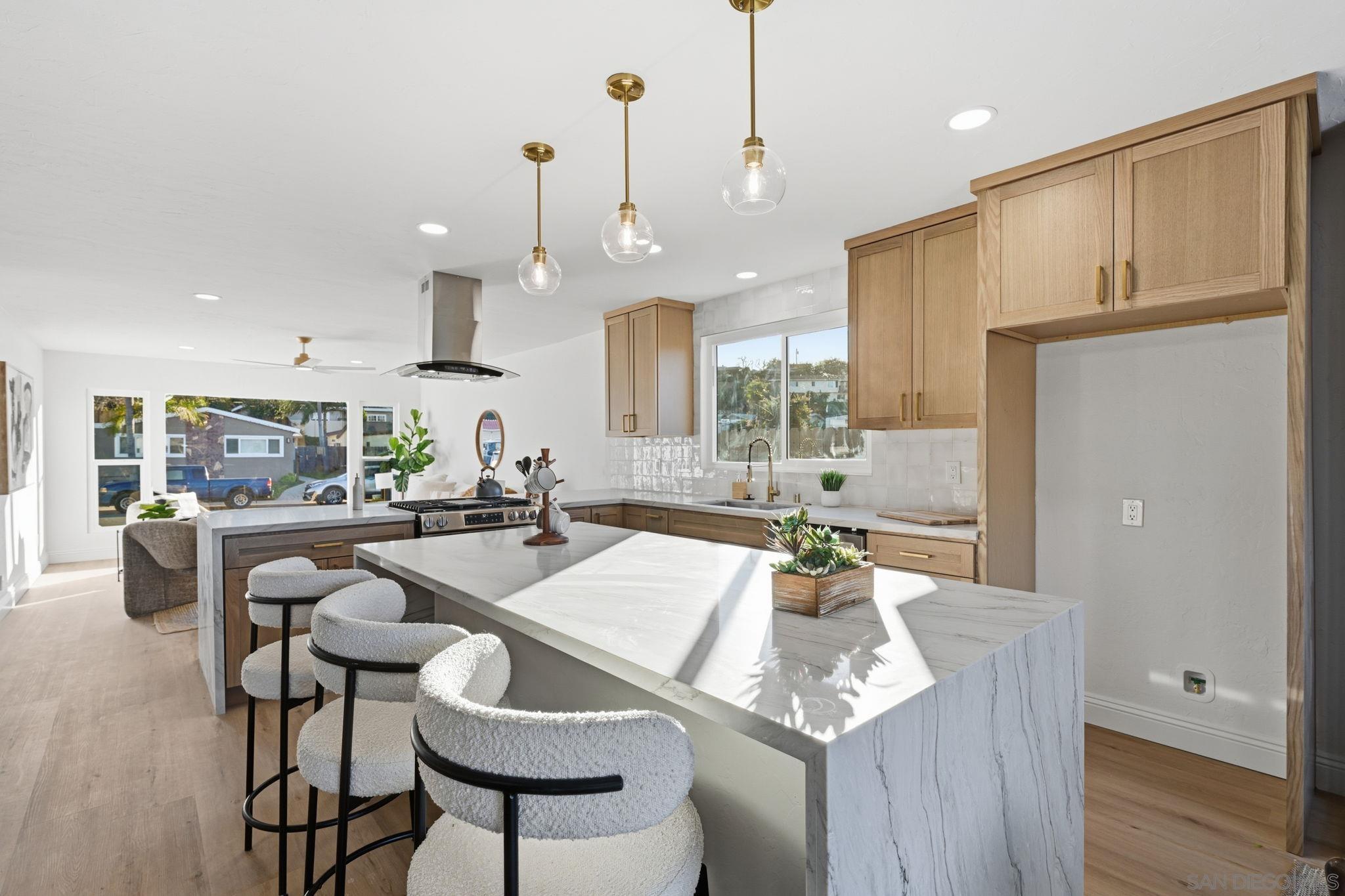 Detail Gallery Image 14 of 42 For 5424  Princess View Pl, San Diego,  CA 92120 - 4 Beds | 2 Baths