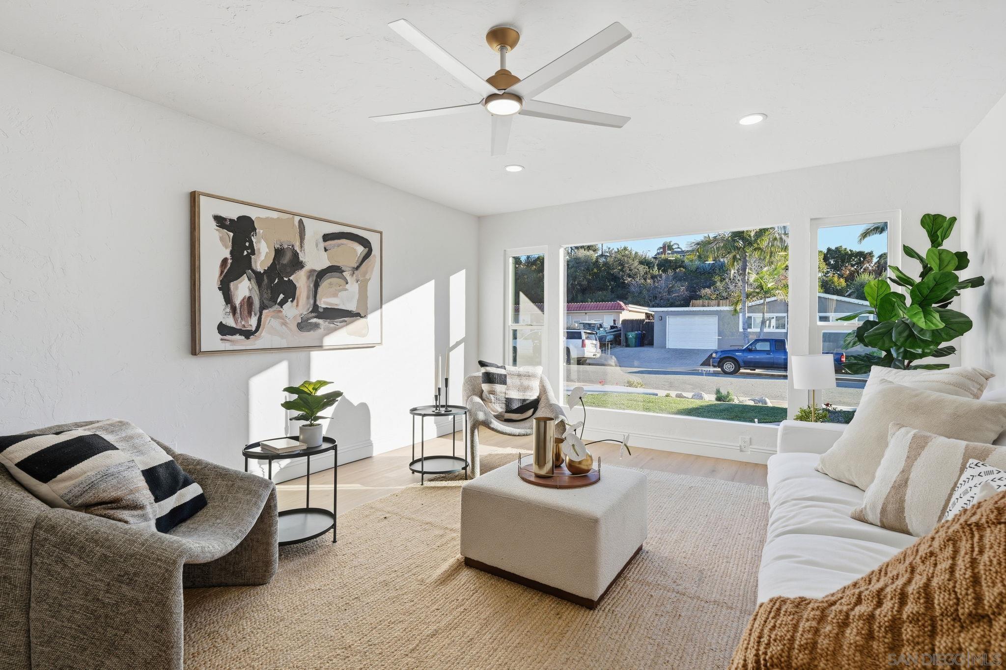 Detail Gallery Image 5 of 42 For 5424  Princess View Pl, San Diego,  CA 92120 - 4 Beds | 2 Baths