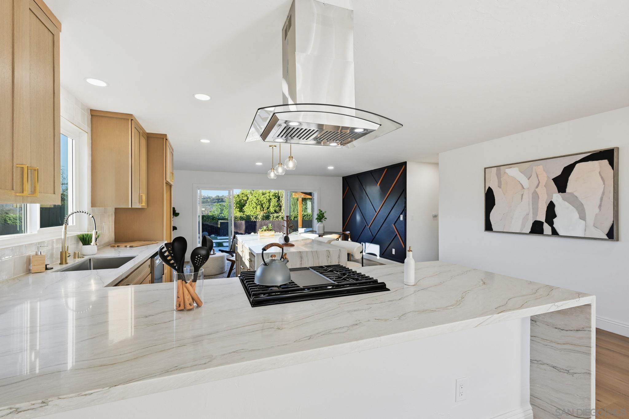 Detail Gallery Image 9 of 42 For 5424  Princess View Pl, San Diego,  CA 92120 - 4 Beds | 2 Baths