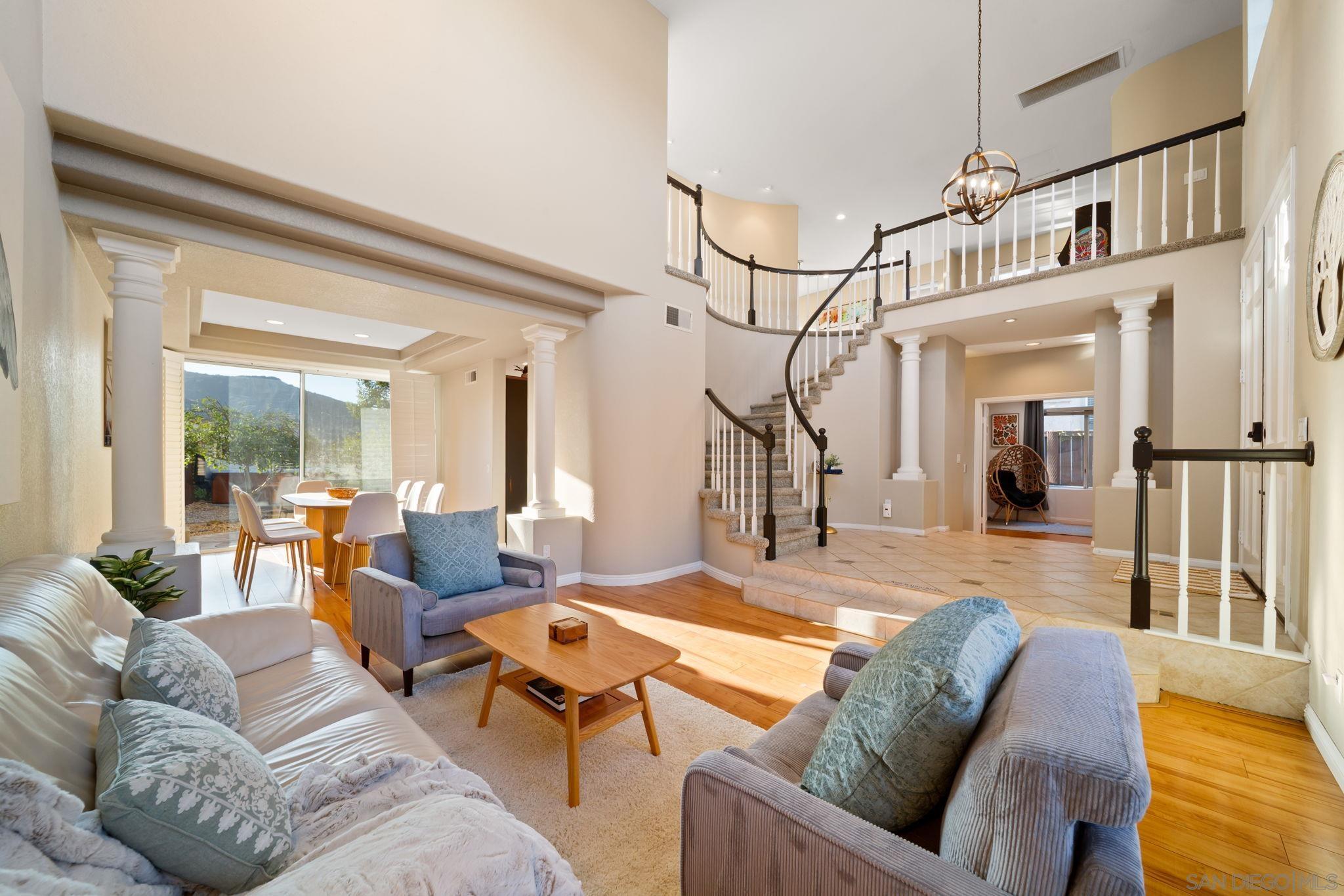 Detail Gallery Image 17 of 52 For 18106  Chieftain Ct, San Diego,  CA 92127 - 4 Beds | 3 Baths