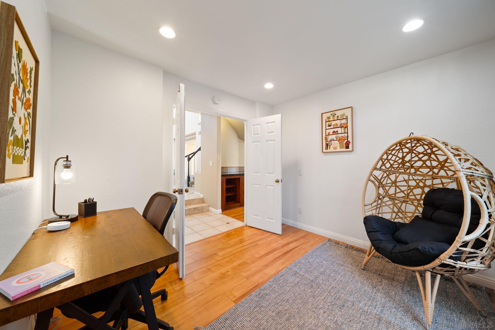 Detail Gallery Image 44 of 52 For 18106  Chieftain Ct, San Diego,  CA 92127 - 4 Beds | 3 Baths