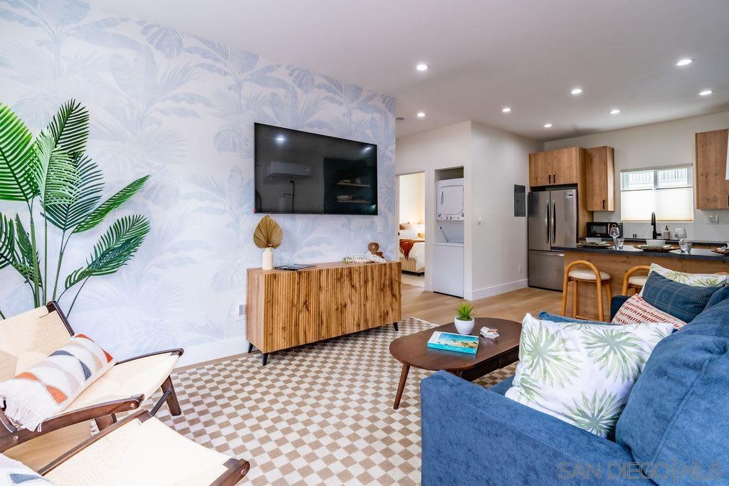 Detail Gallery Image 7 of 23 For 725  Pennsylvania Ave  727-1, San Diego,  CA 92103 - 2 Beds | 1 Baths