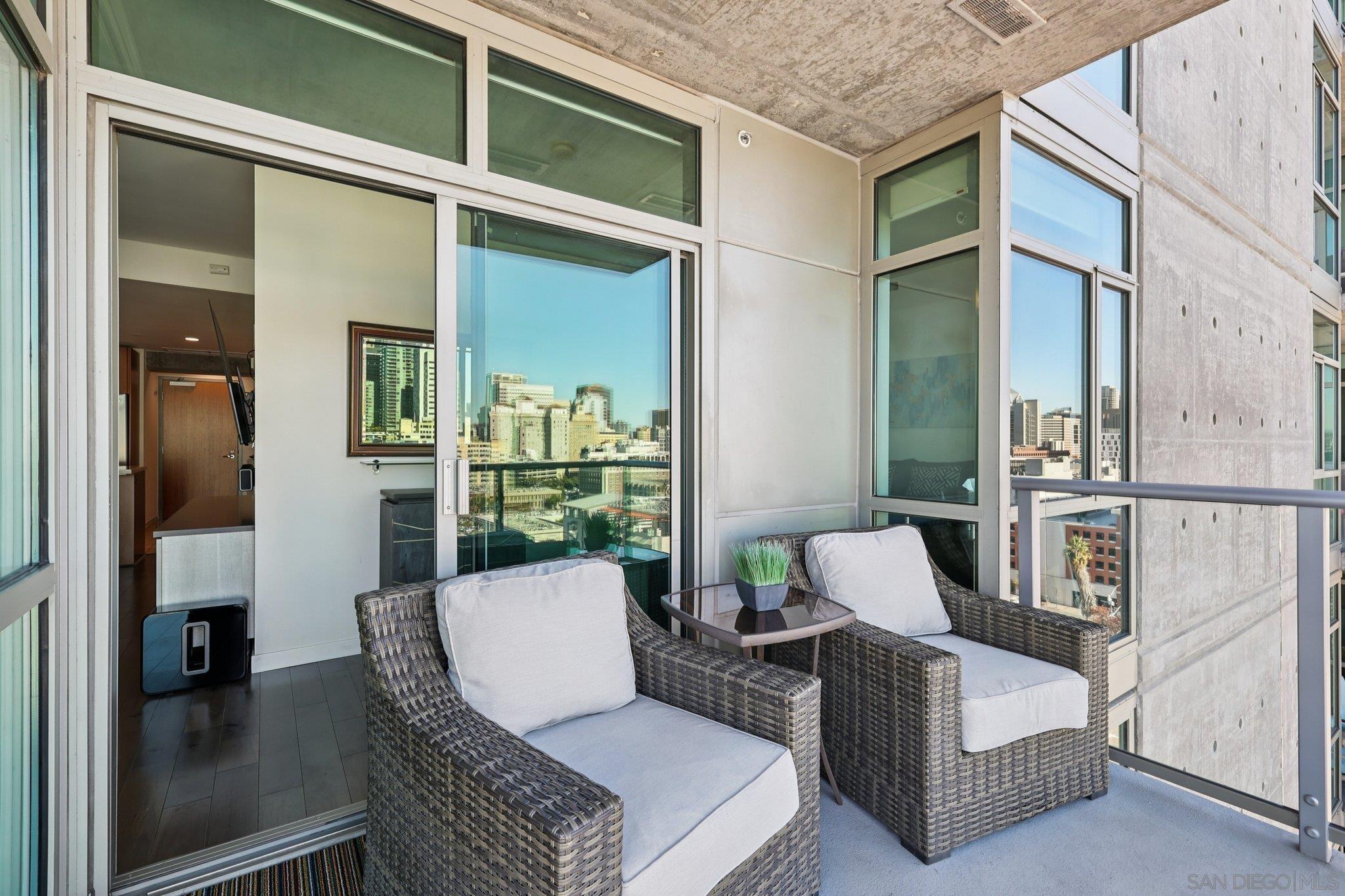 Detail Gallery Image 12 of 50 For 800  the Mark Ln  #1203,  San Diego,  CA 92101 - 1 Beds | 1 Baths