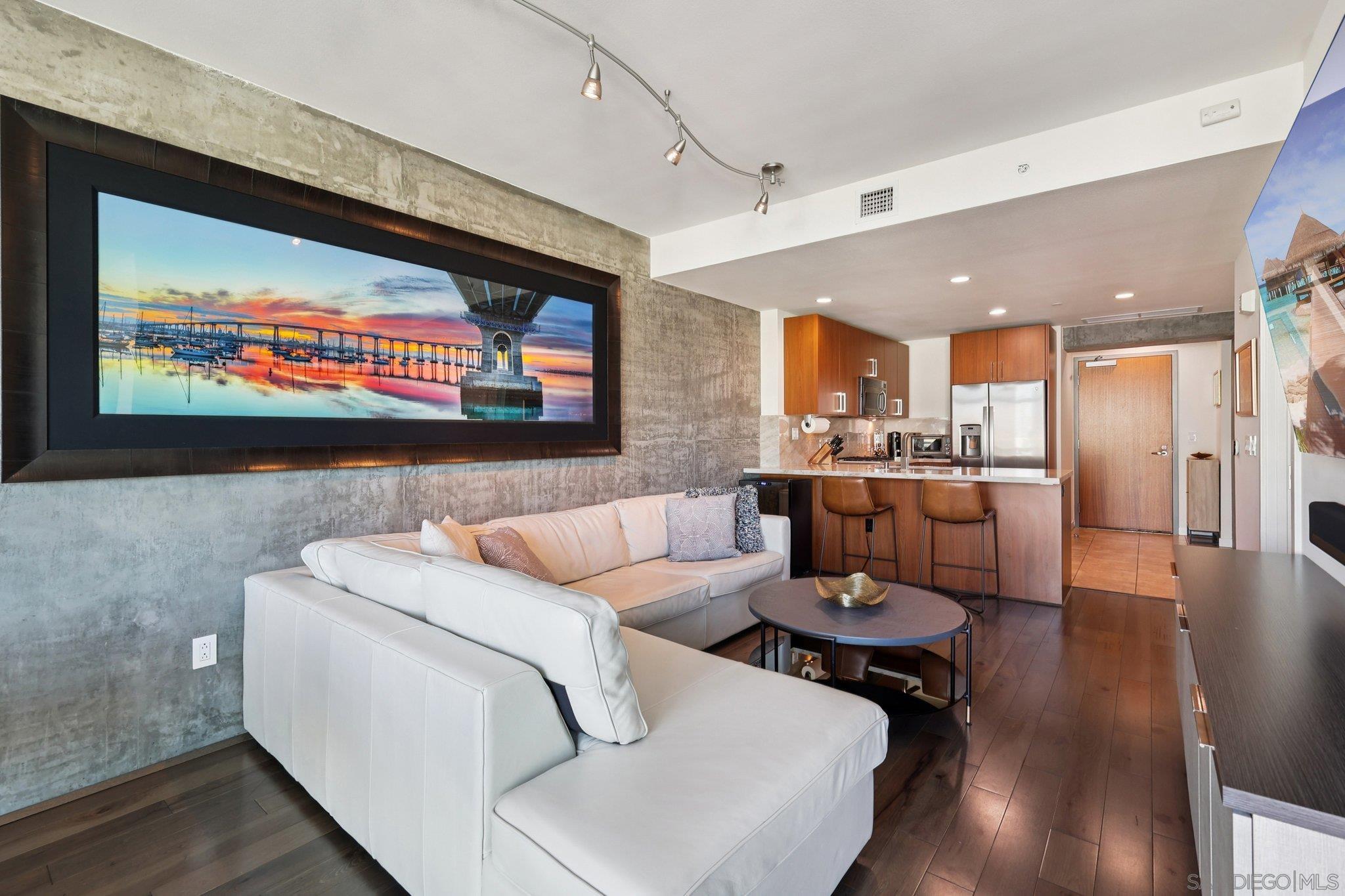 Detail Gallery Image 15 of 50 For 800  the Mark Ln  #1203,  San Diego,  CA 92101 - 1 Beds | 1 Baths