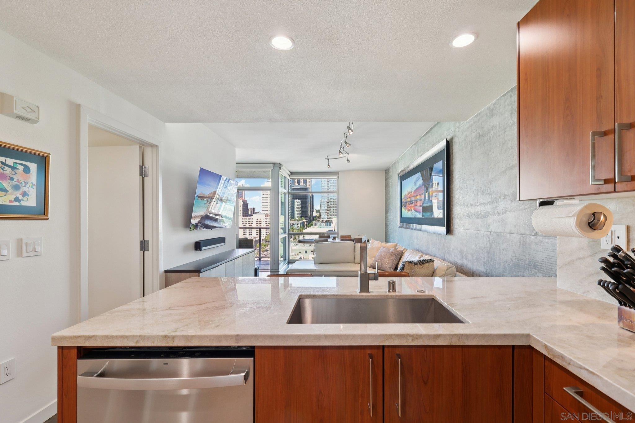 Detail Gallery Image 24 of 50 For 800  the Mark Ln  #1203,  San Diego,  CA 92101 - 1 Beds | 1 Baths