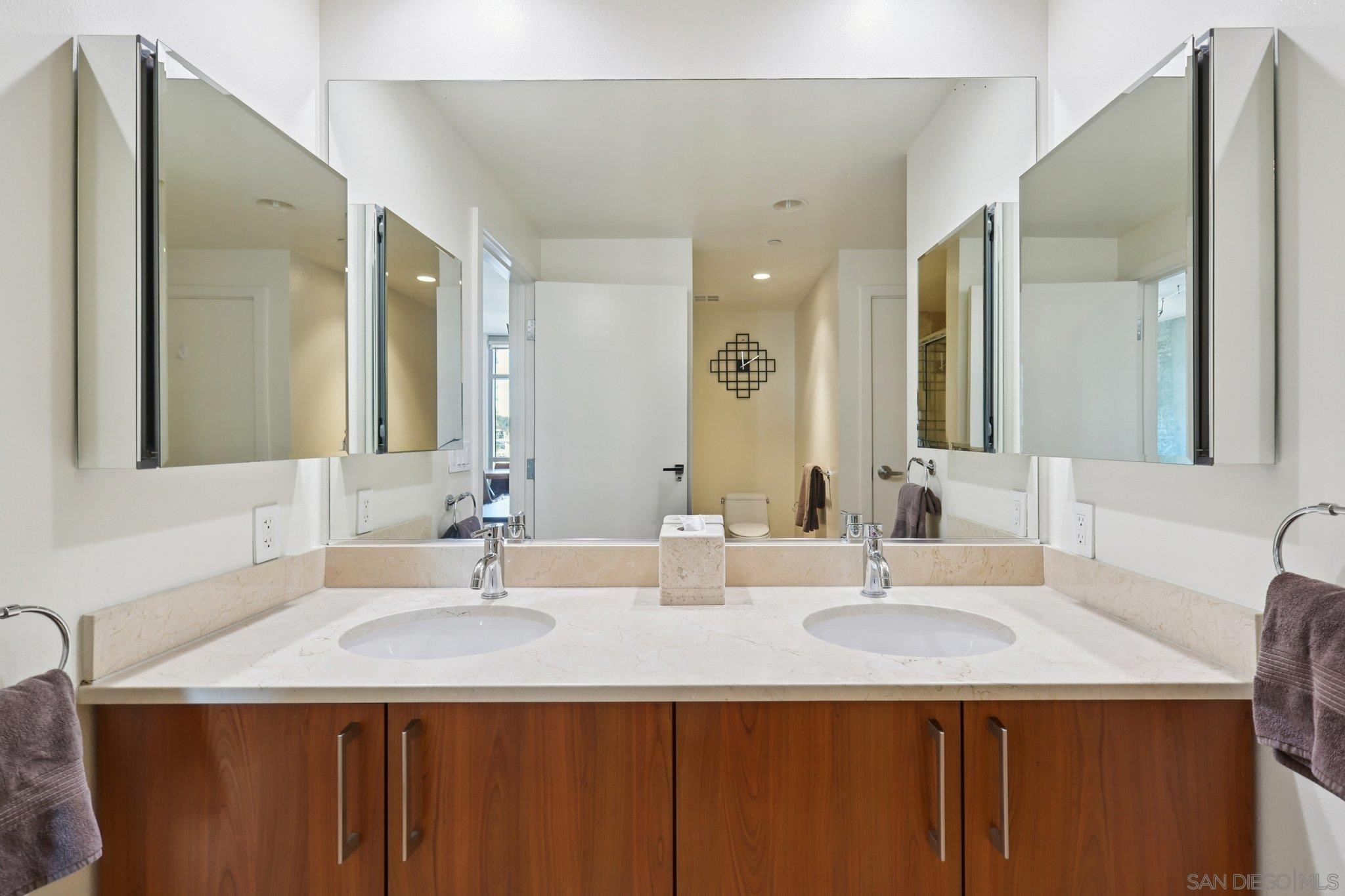 Detail Gallery Image 32 of 50 For 800  the Mark Ln  #1203,  San Diego,  CA 92101 - 1 Beds | 1 Baths