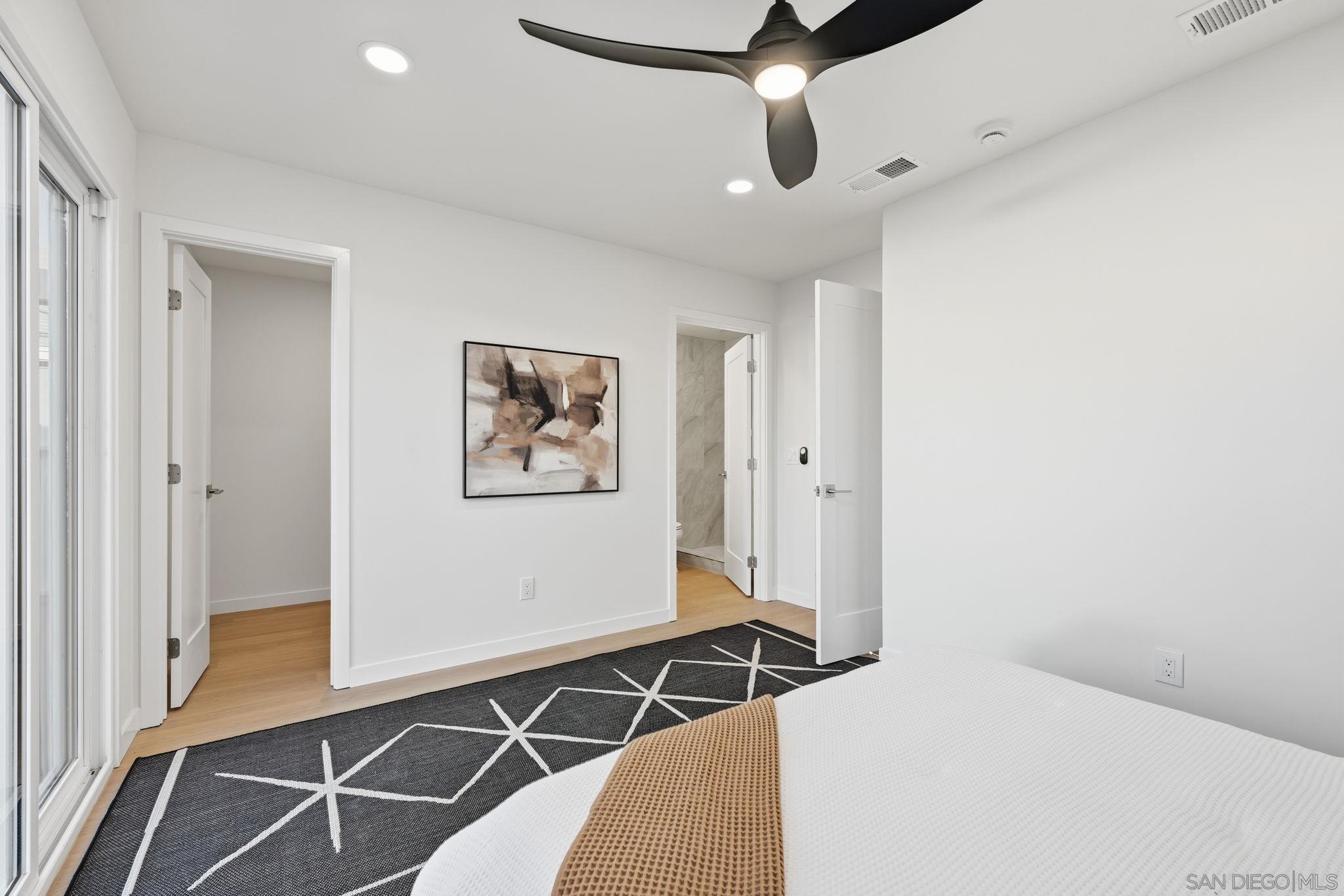 Detail Gallery Image 11 of 27 For 4416  40th St, San Diego,  CA 92116 - 4 Beds | 3 Baths