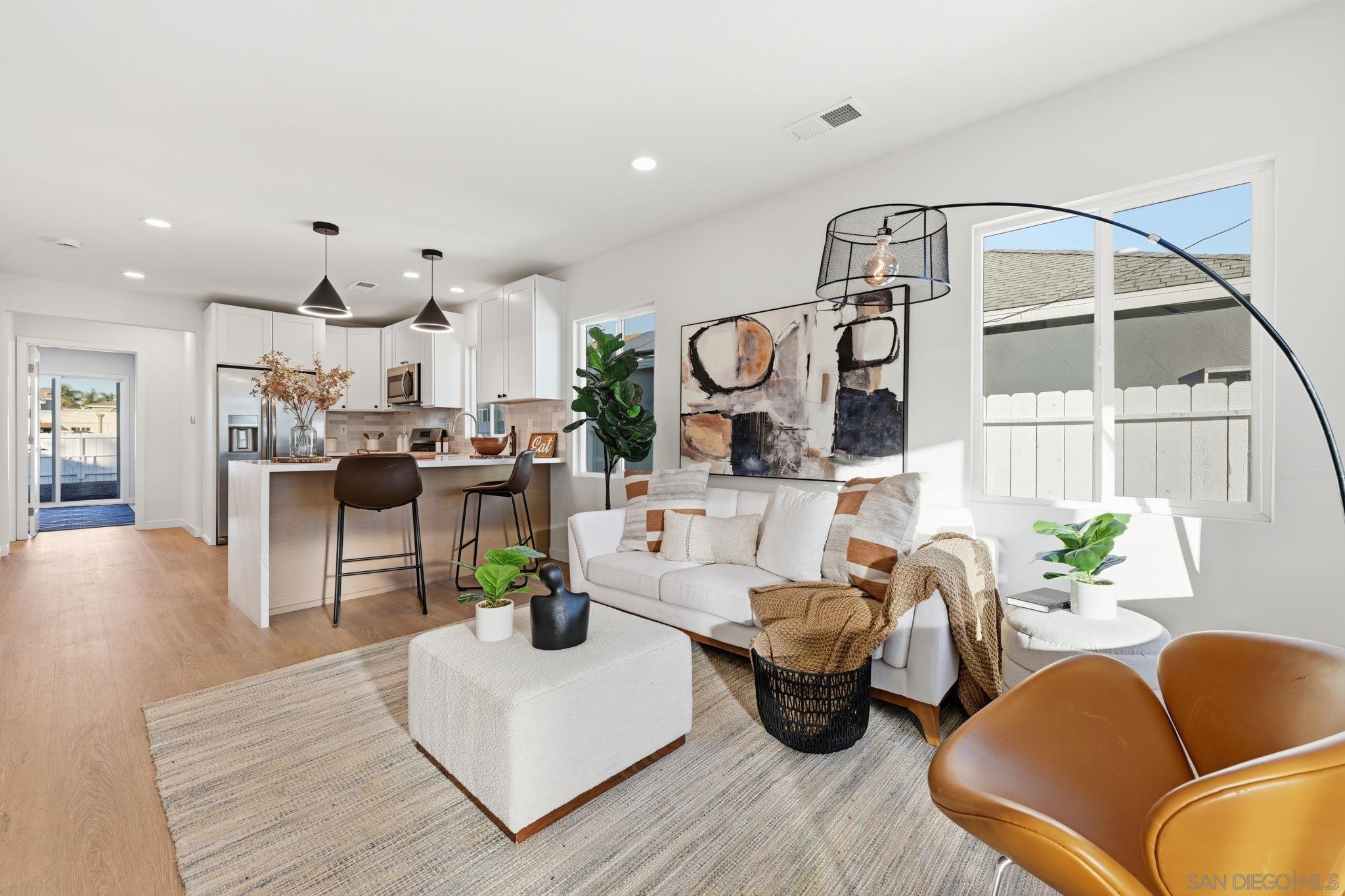 Detail Gallery Image 3 of 27 For 4416  40th St, San Diego,  CA 92116 - 4 Beds | 3 Baths