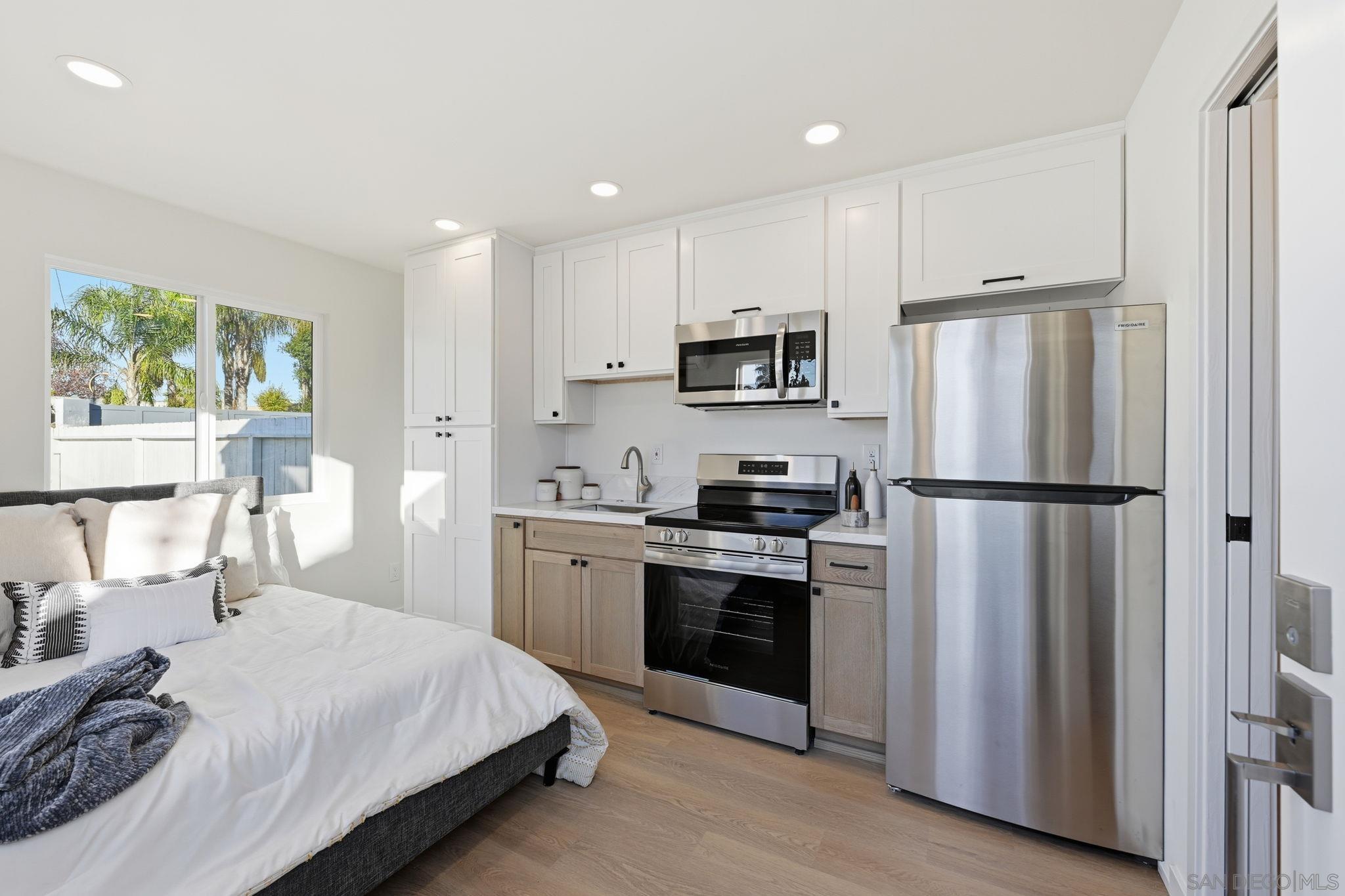 Detail Gallery Image 22 of 27 For 4416  40th St, San Diego,  CA 92116 - 4 Beds | 3 Baths