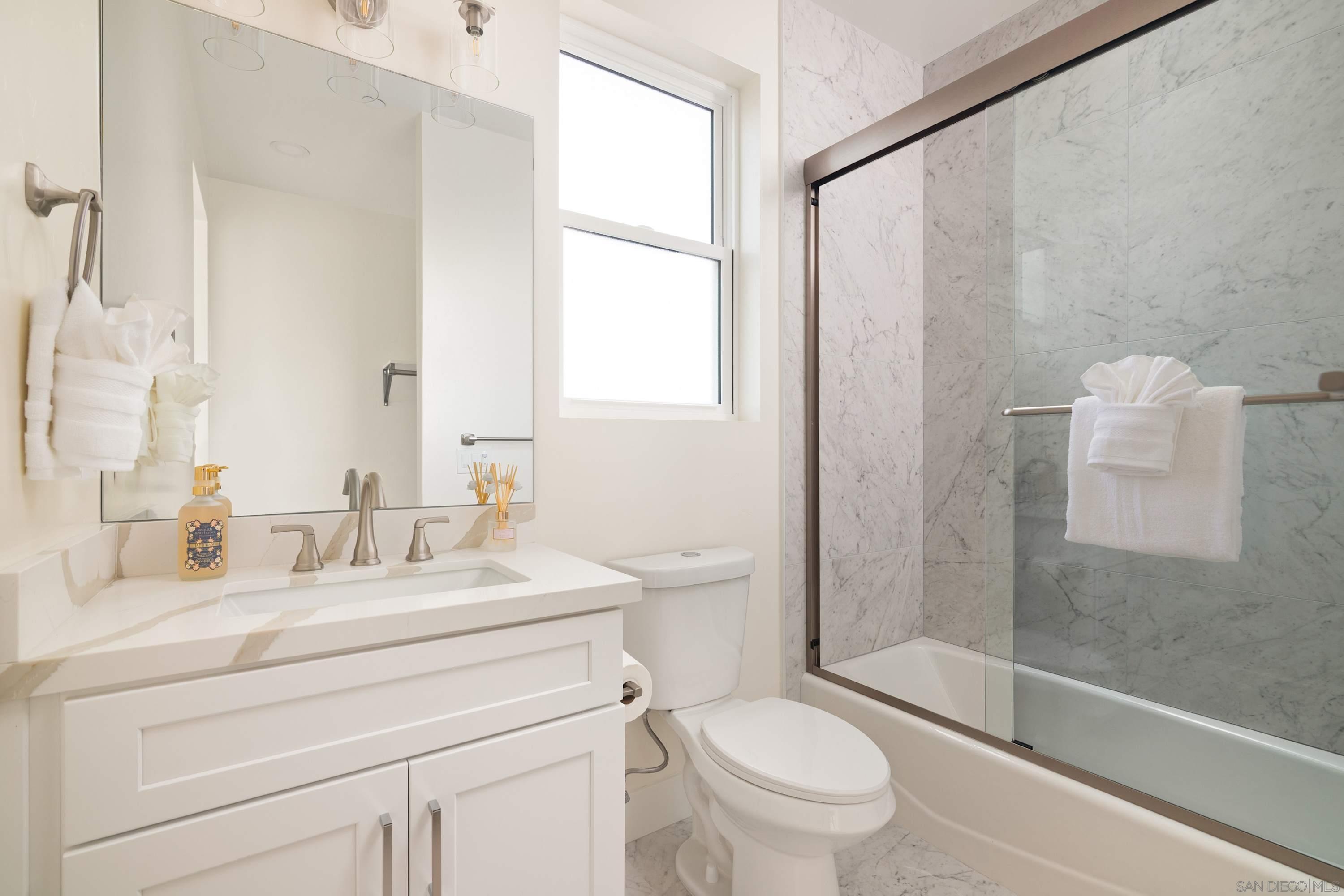 Detail Gallery Image 24 of 29 For 4614  Cape May Ave, San Diego,  CA 92107 - 3 Beds | 3 Baths