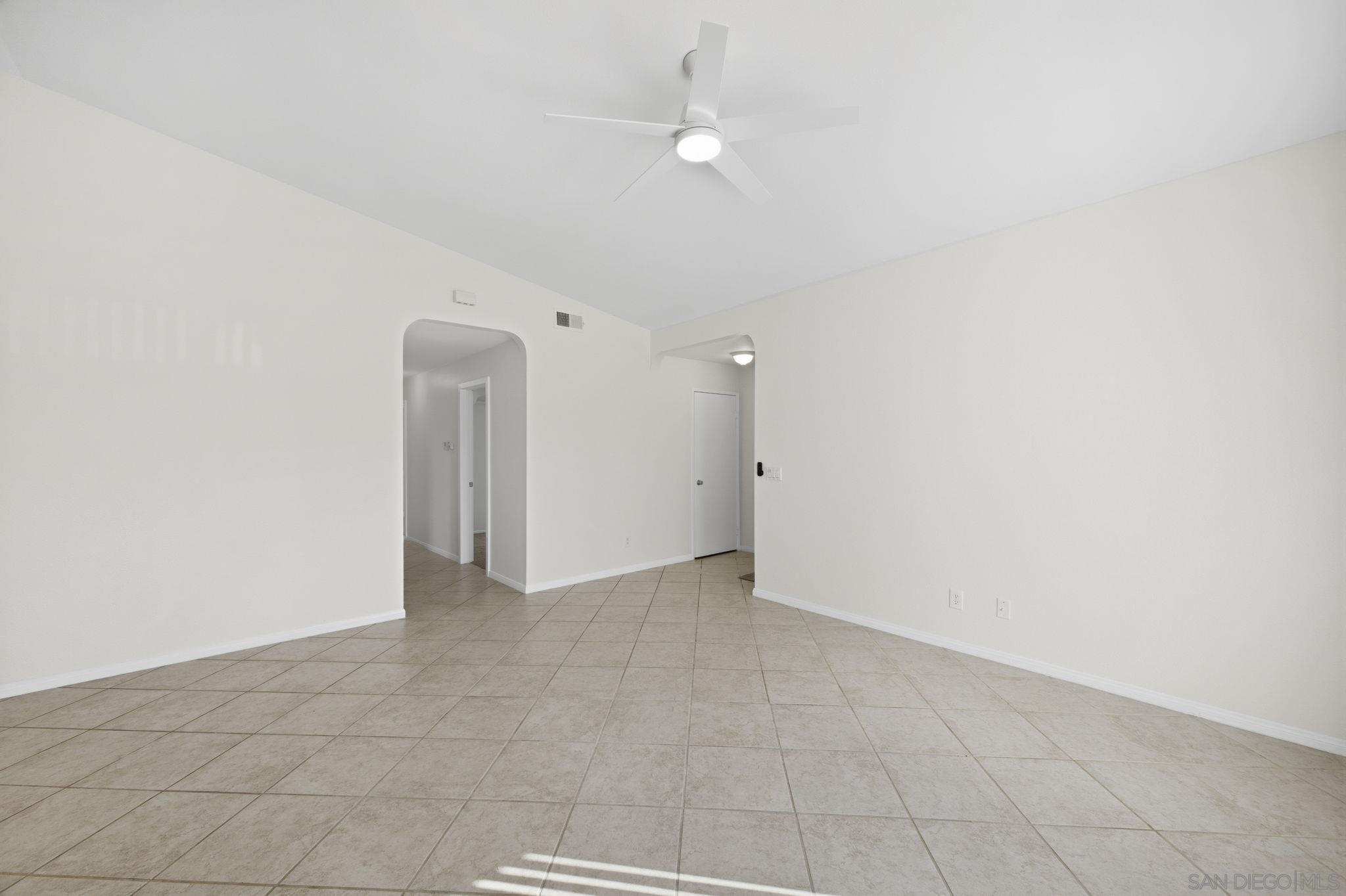 Detail Gallery Image 31 of 38 For 242  Manzanita Dr, Oceanside,  CA 92057 - 3 Beds | 2 Baths