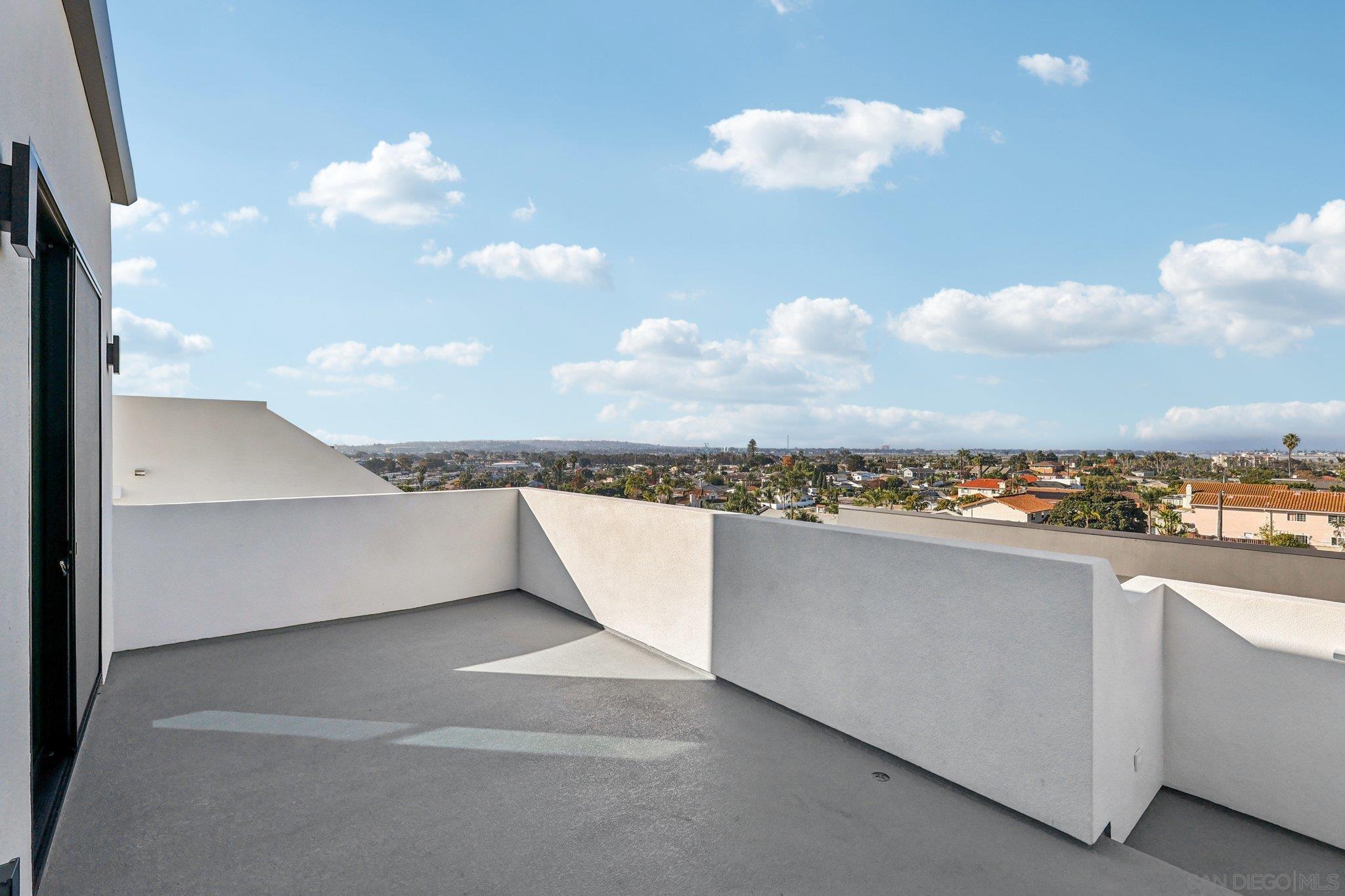 Detail Gallery Image 40 of 54 For 1860  Illion, San Diego,  CA 92110 - 4 Beds | 3/1 Baths