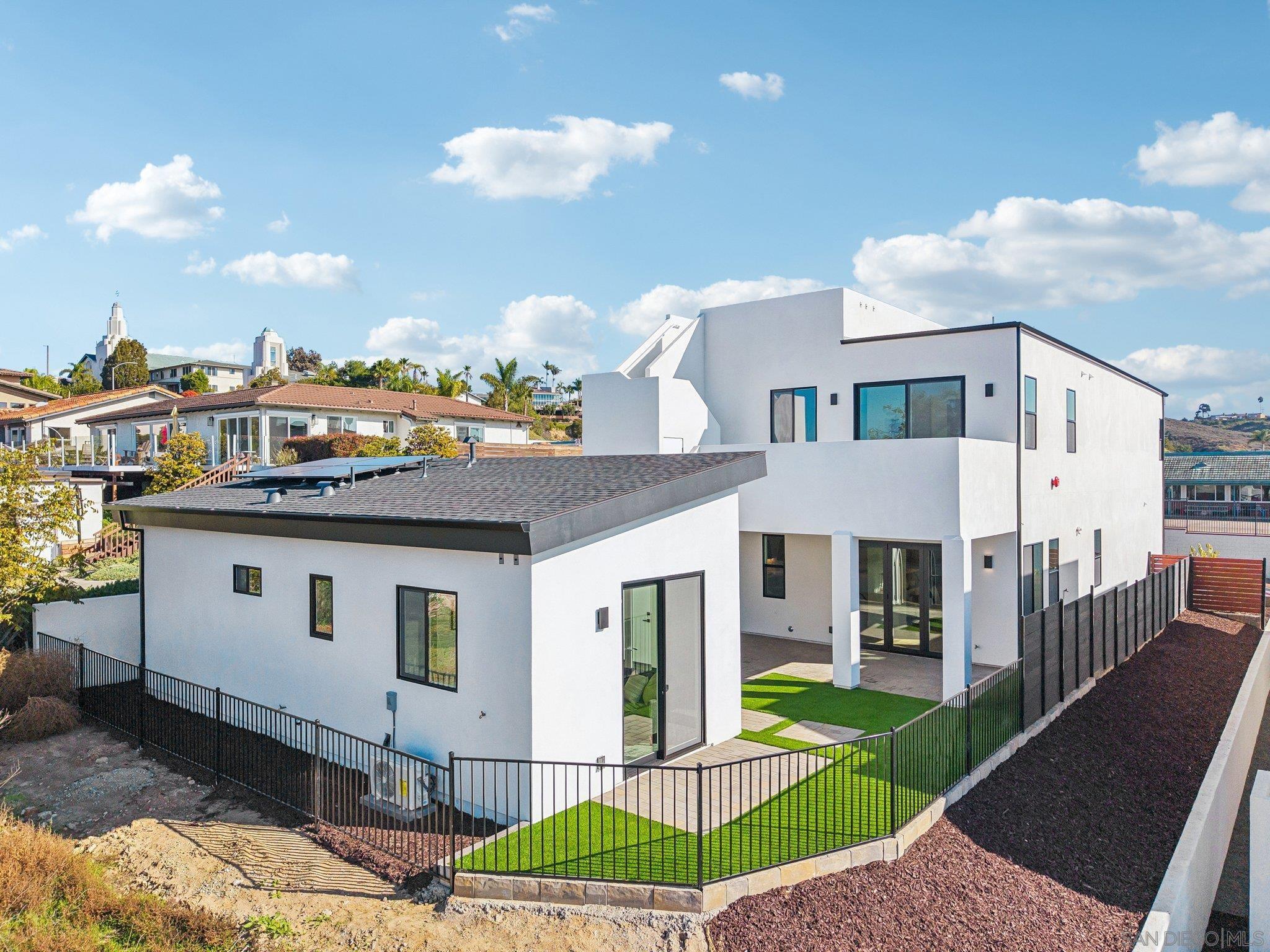 Detail Gallery Image 54 of 54 For 1860  Illion, San Diego,  CA 92110 - 4 Beds | 3/1 Baths