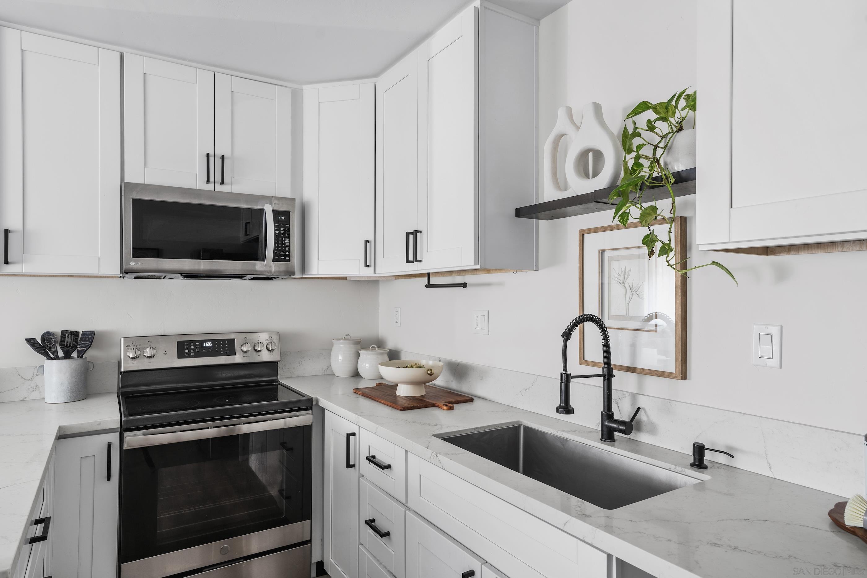 Detail Gallery Image 10 of 26 For 6851  Alvarado Rd  #21,  San Diego,  CA 92120 - 2 Beds | 2 Baths