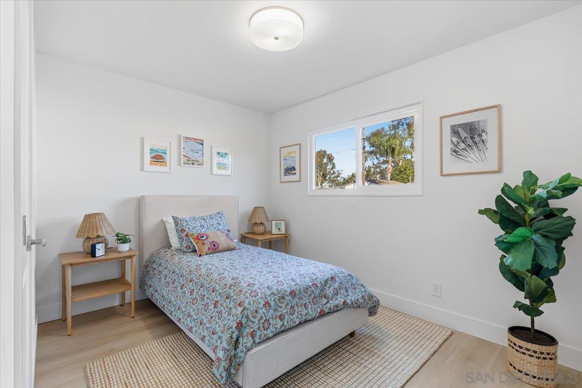 Detail Gallery Image 12 of 18 For 4970  Mable Way, San Diego,  CA 92117 - 4 Beds | 2 Baths