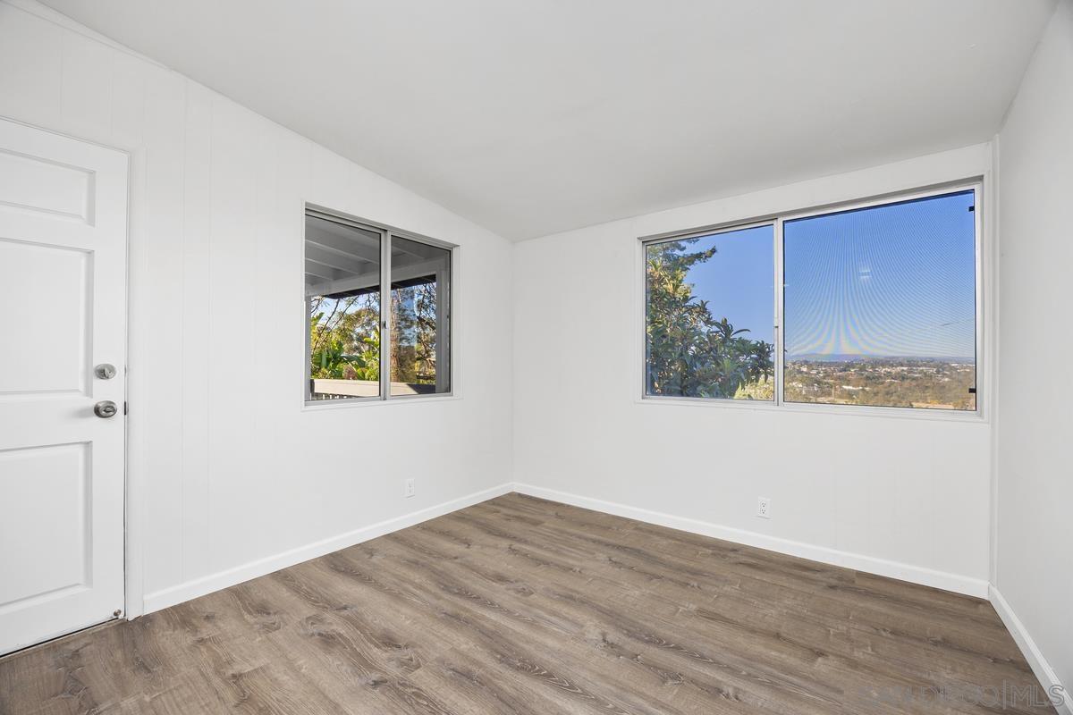 Detail Gallery Image 13 of 40 For 601  Corona Ct, Vista,  CA 92081 - 4 Beds | 2 Baths