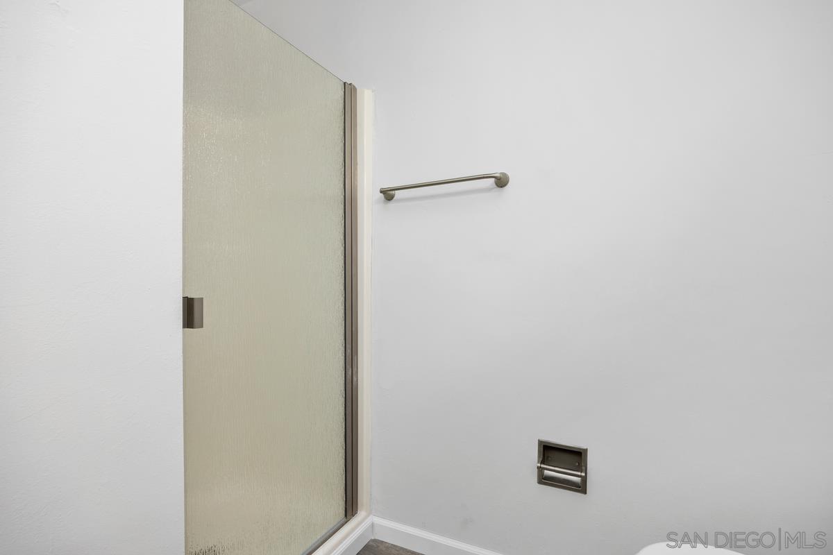 Detail Gallery Image 25 of 40 For 601  Corona Ct, Vista,  CA 92081 - 4 Beds | 2 Baths