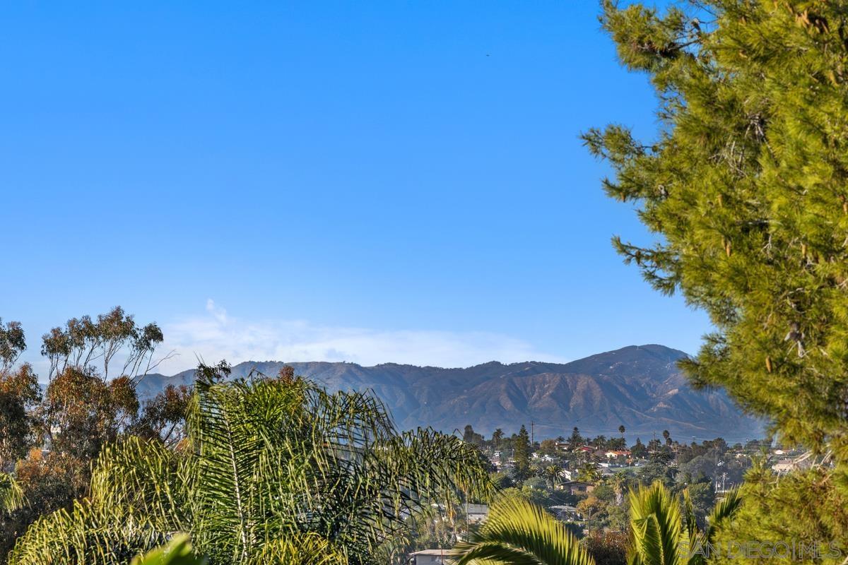 Detail Gallery Image 28 of 40 For 601  Corona Ct, Vista,  CA 92081 - 4 Beds | 2 Baths