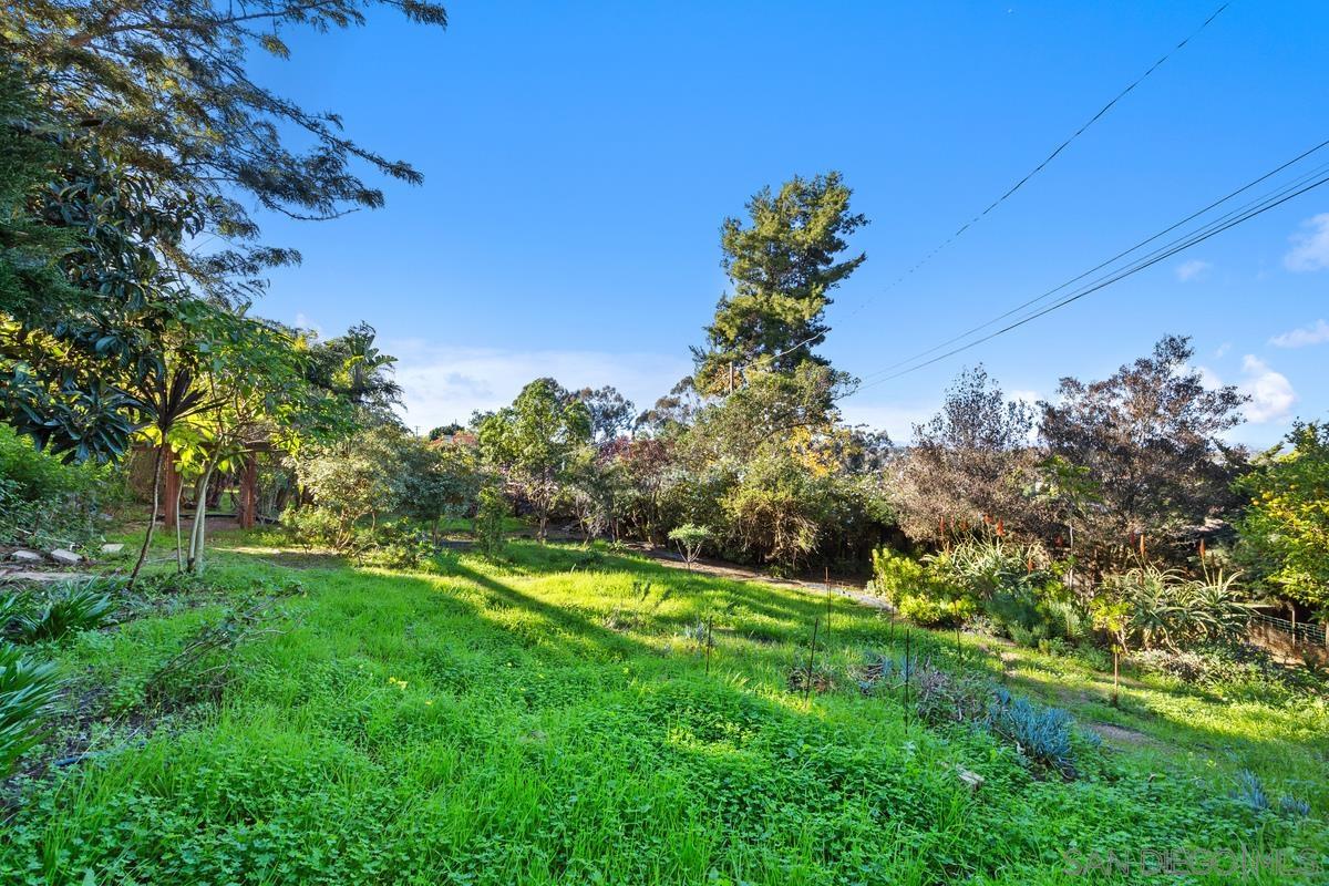 Detail Gallery Image 32 of 40 For 601  Corona Ct, Vista,  CA 92081 - 4 Beds | 2 Baths