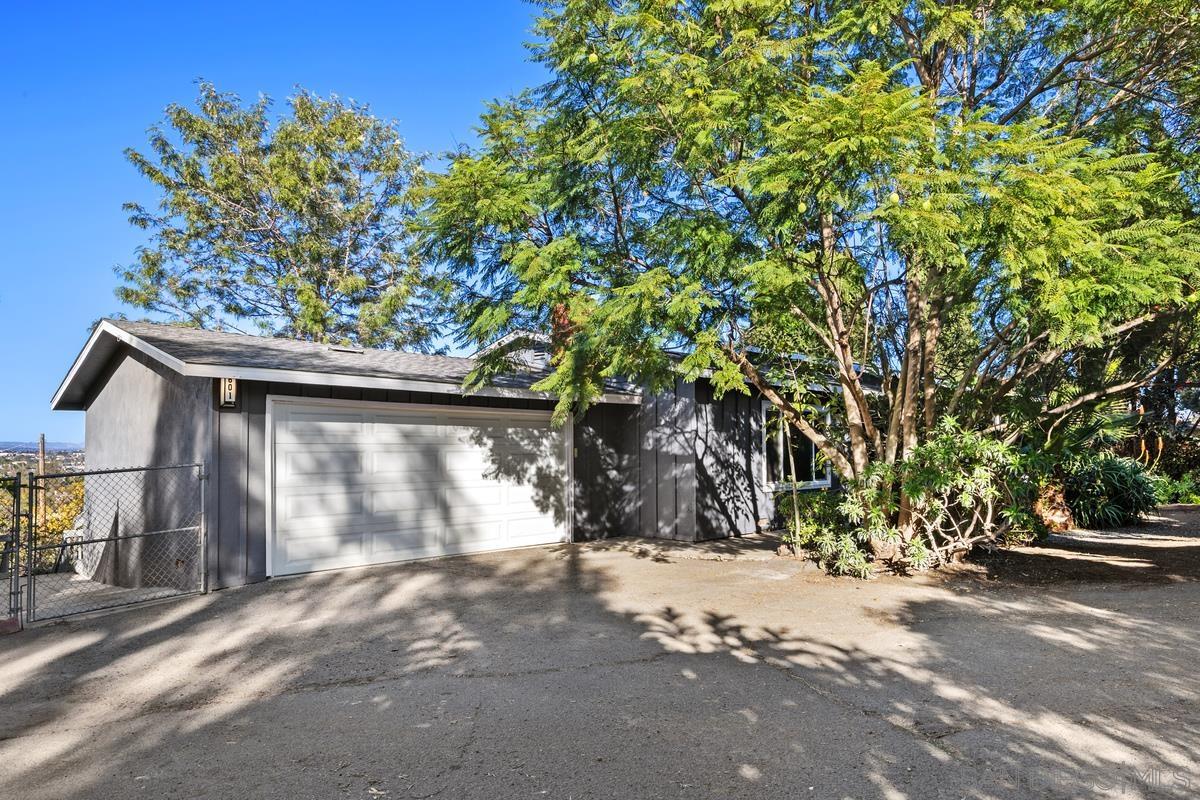 Detail Gallery Image 33 of 40 For 601  Corona Ct, Vista,  CA 92081 - 4 Beds | 2 Baths