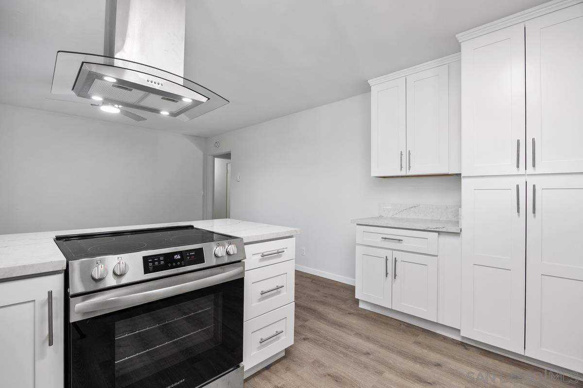 Detail Gallery Image 10 of 40 For 601  Corona Ct, Vista,  CA 92081 - 4 Beds | 2 Baths