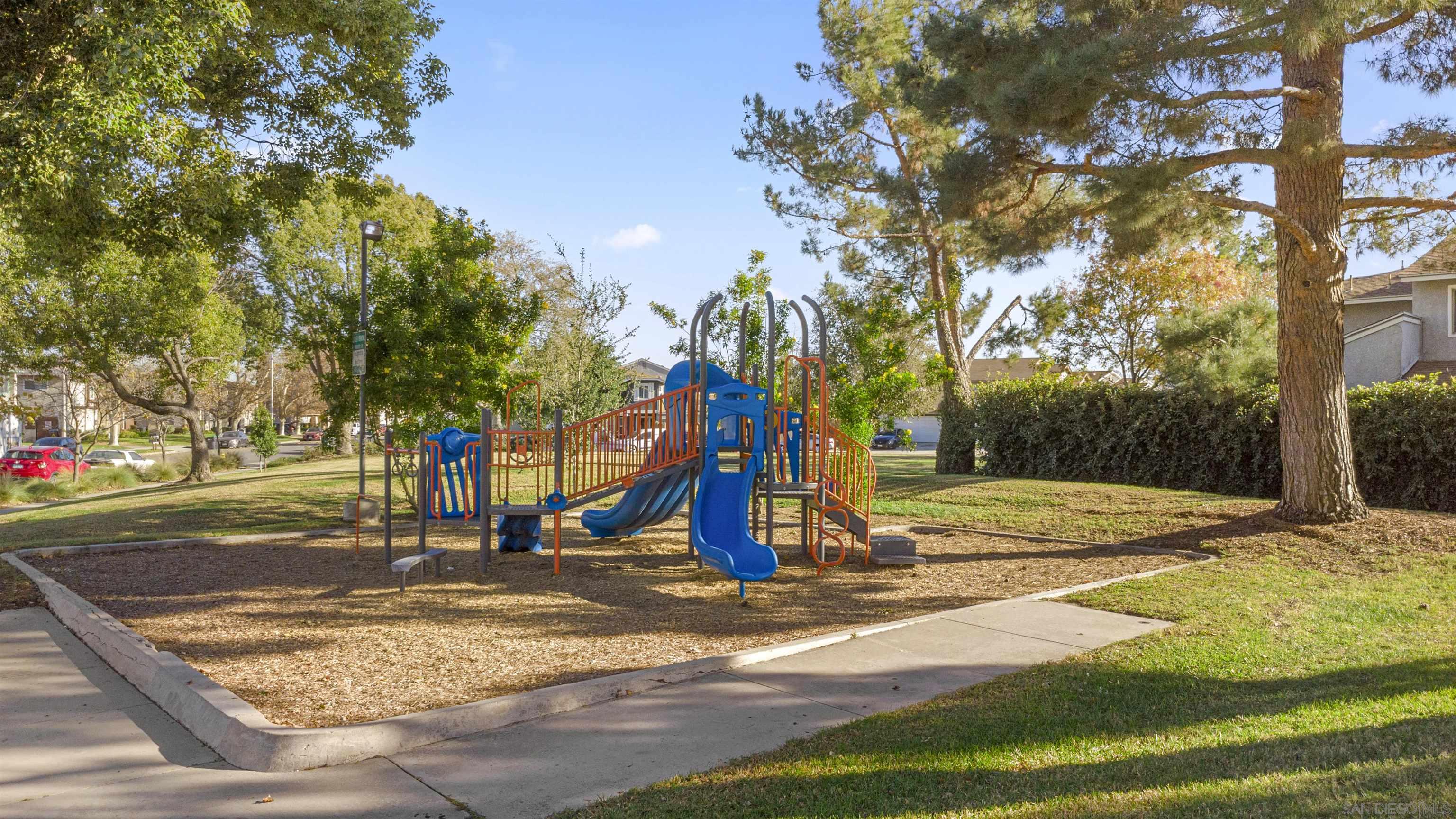 Detail Gallery Image 3 of 28 For 4561  Brookview Ct, Chino Hills,  CA 91709 - 3 Beds | 1/1 Baths