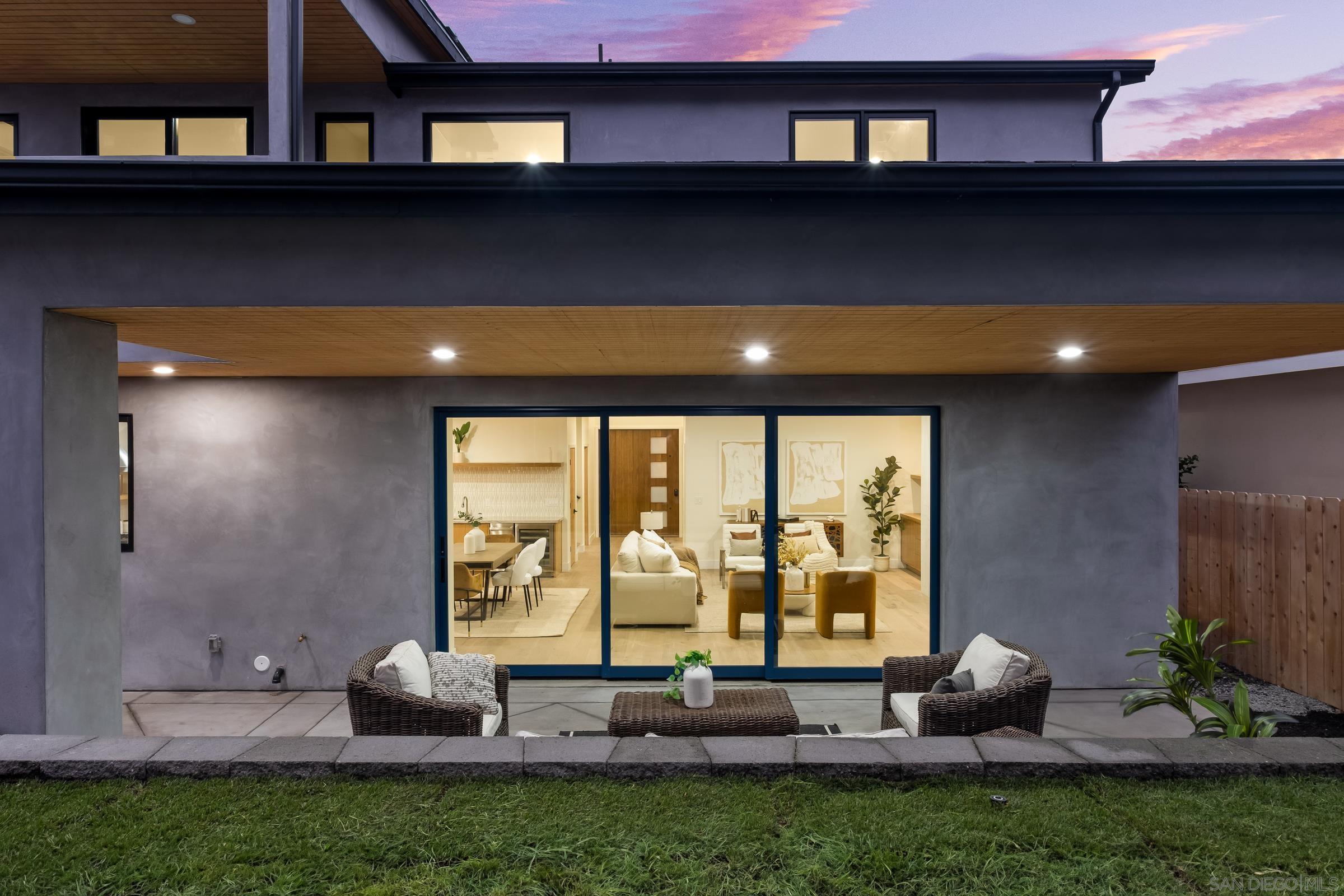 Detail Gallery Image 15 of 67 For 1531-33  Lieta St, San Diego,  CA 92110 - 6 Beds | 5 Baths