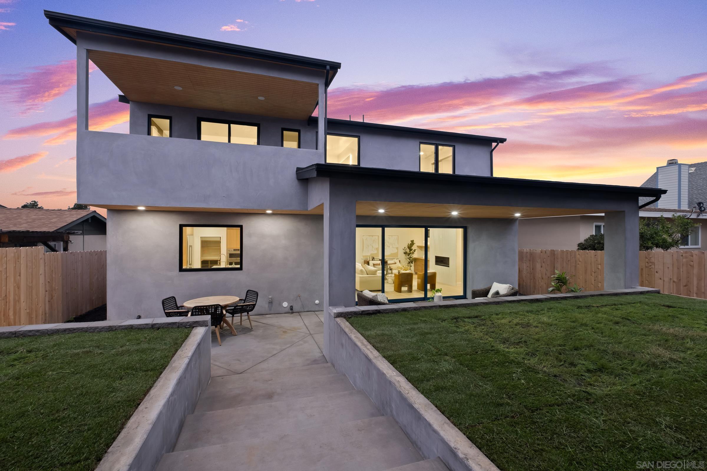 Detail Gallery Image 17 of 67 For 1531-33  Lieta St, San Diego,  CA 92110 - 6 Beds | 5 Baths