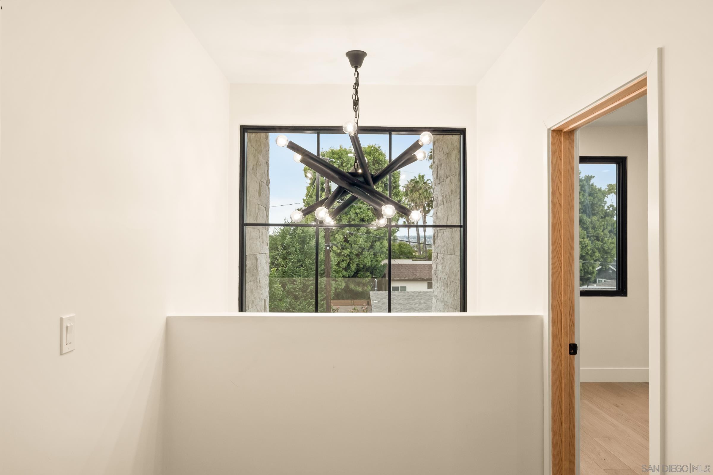 Detail Gallery Image 41 of 67 For 1531-33  Lieta St, San Diego,  CA 92110 - 6 Beds | 5 Baths