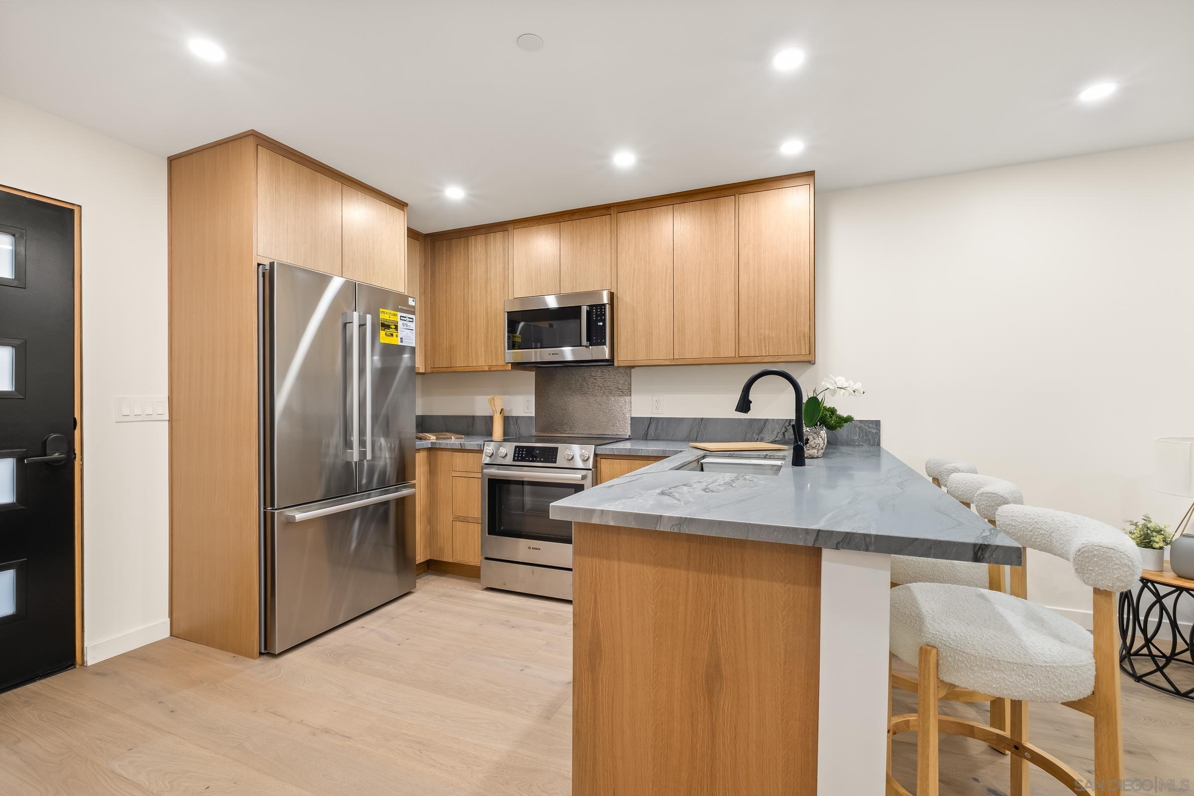 Detail Gallery Image 55 of 67 For 1531-33  Lieta St, San Diego,  CA 92110 - 6 Beds | 5 Baths