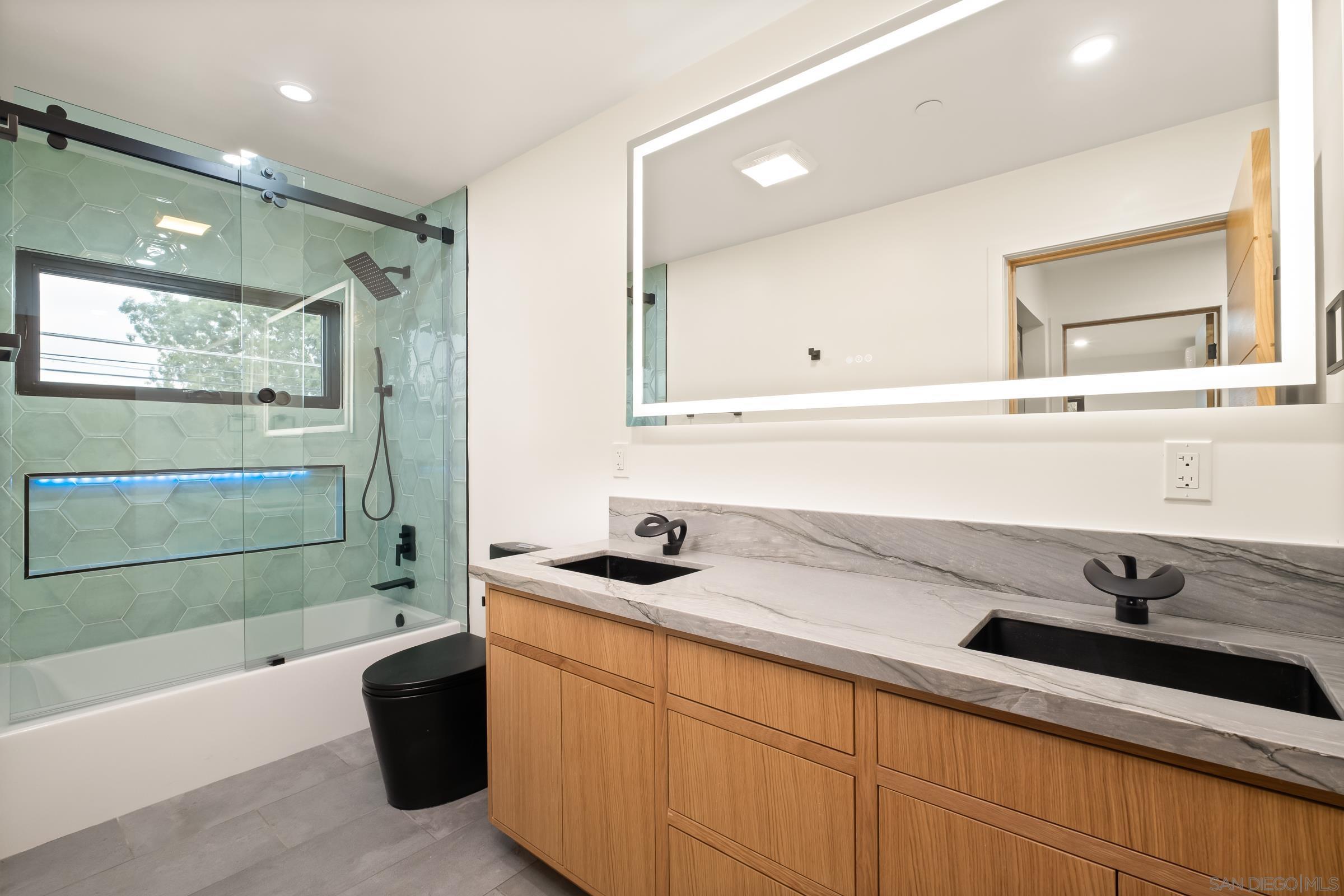 Detail Gallery Image 61 of 67 For 1531-33  Lieta St, San Diego,  CA 92110 - 6 Beds | 5 Baths